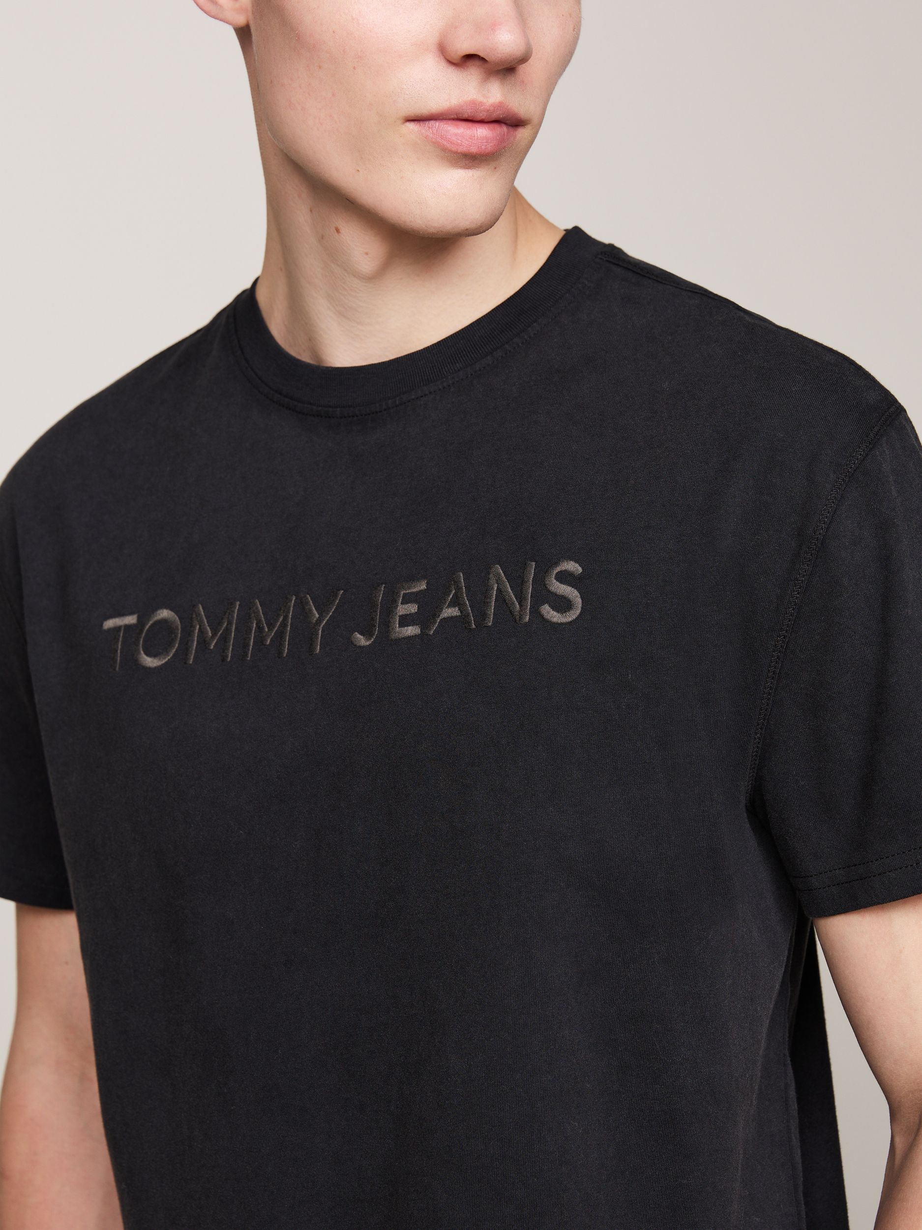 Tommy Jeans |  Tommy Jeans Shirt  | L | black