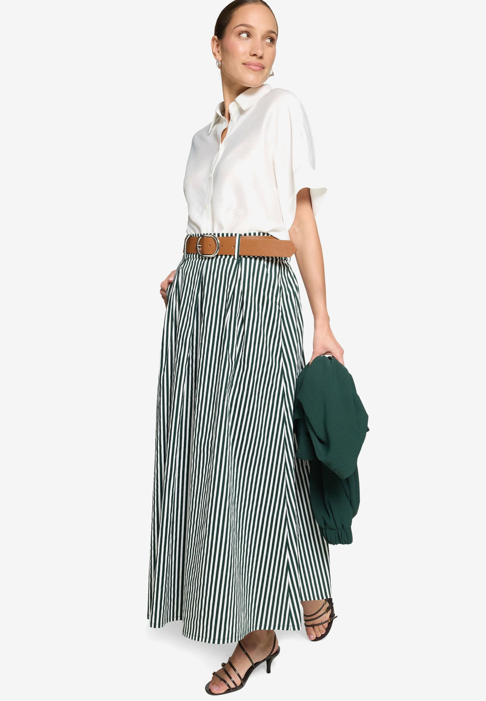 Zero |  Zero Sommerrock  | 44 | greencream