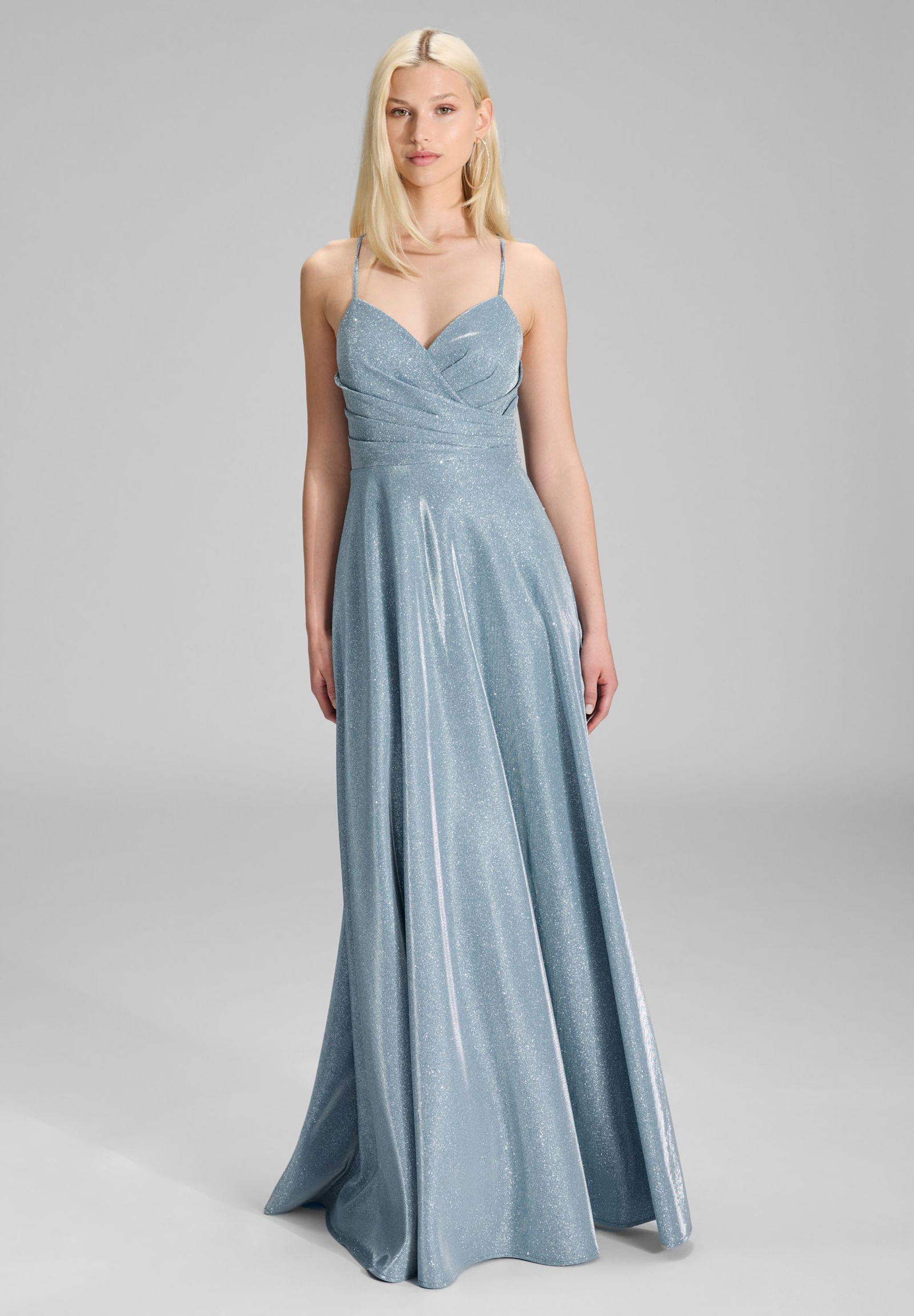 |  Abendkleid mit Schimmereffekt, sky blue | 34 | sky blue