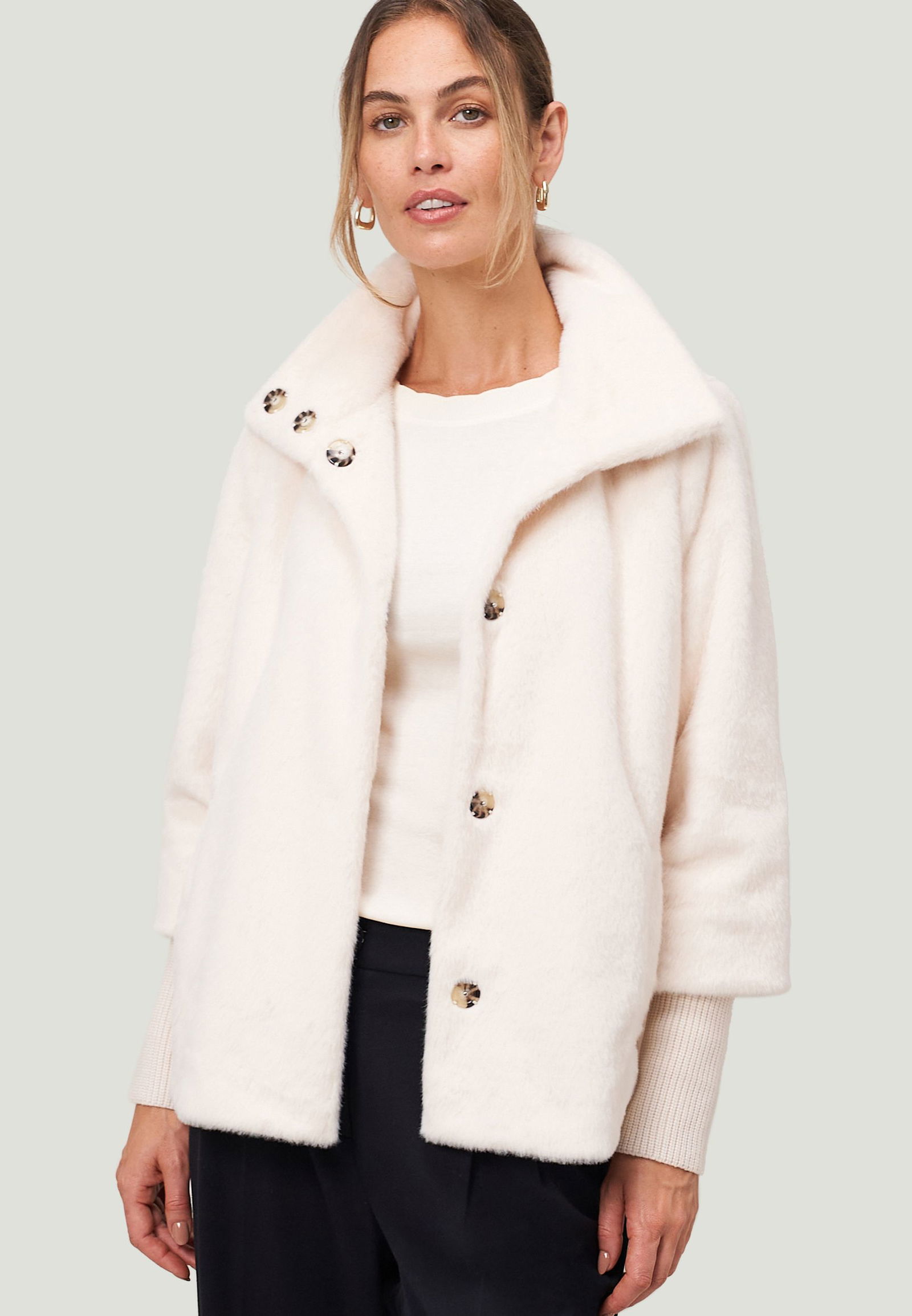 8d8b8922fb53a983f5df1c9f2b25bb8e Zero |  Zero Klassischer Mantel  | 36 | eggnog