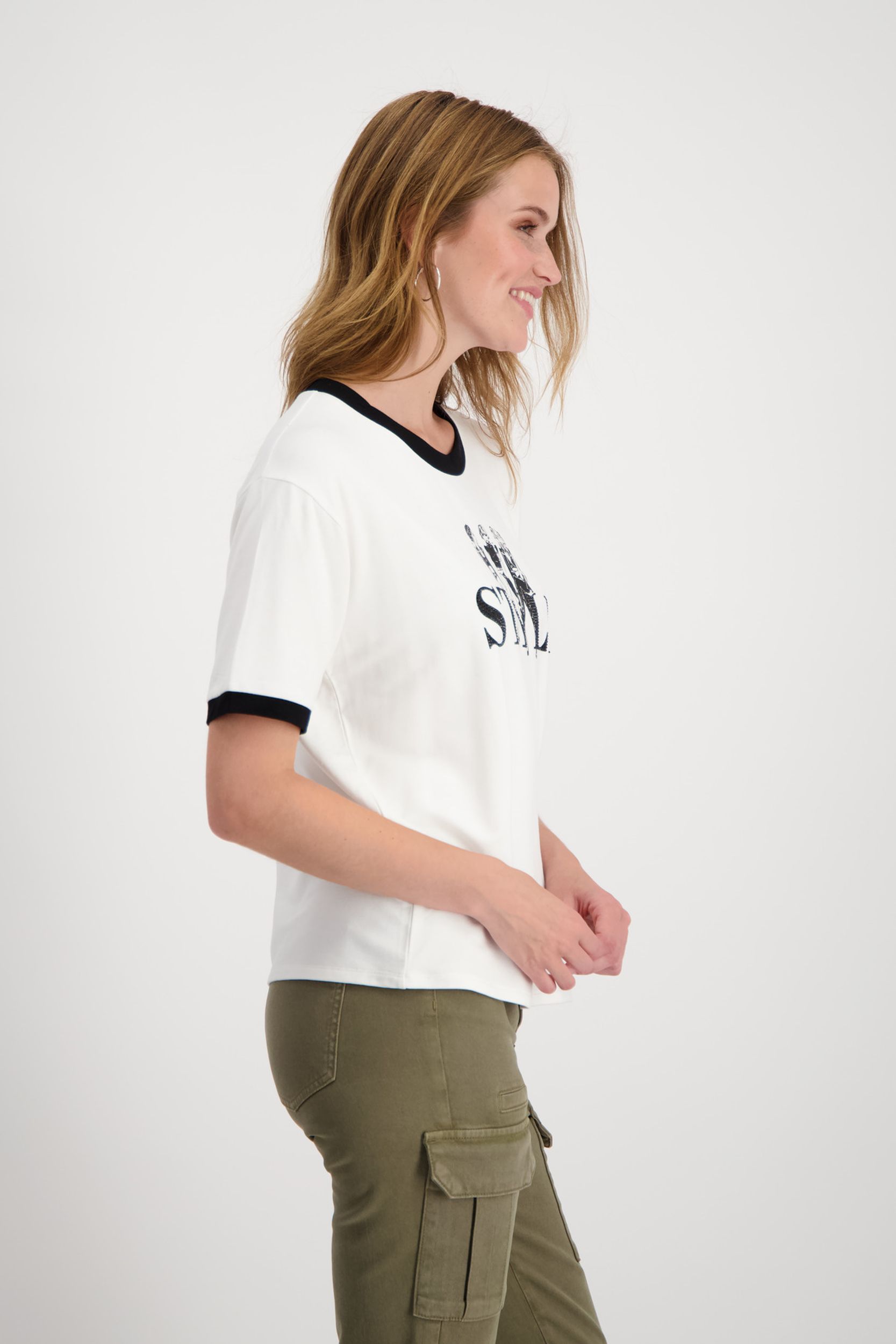 T-Shirt, off-white | off-white | 46 | NEW-810984