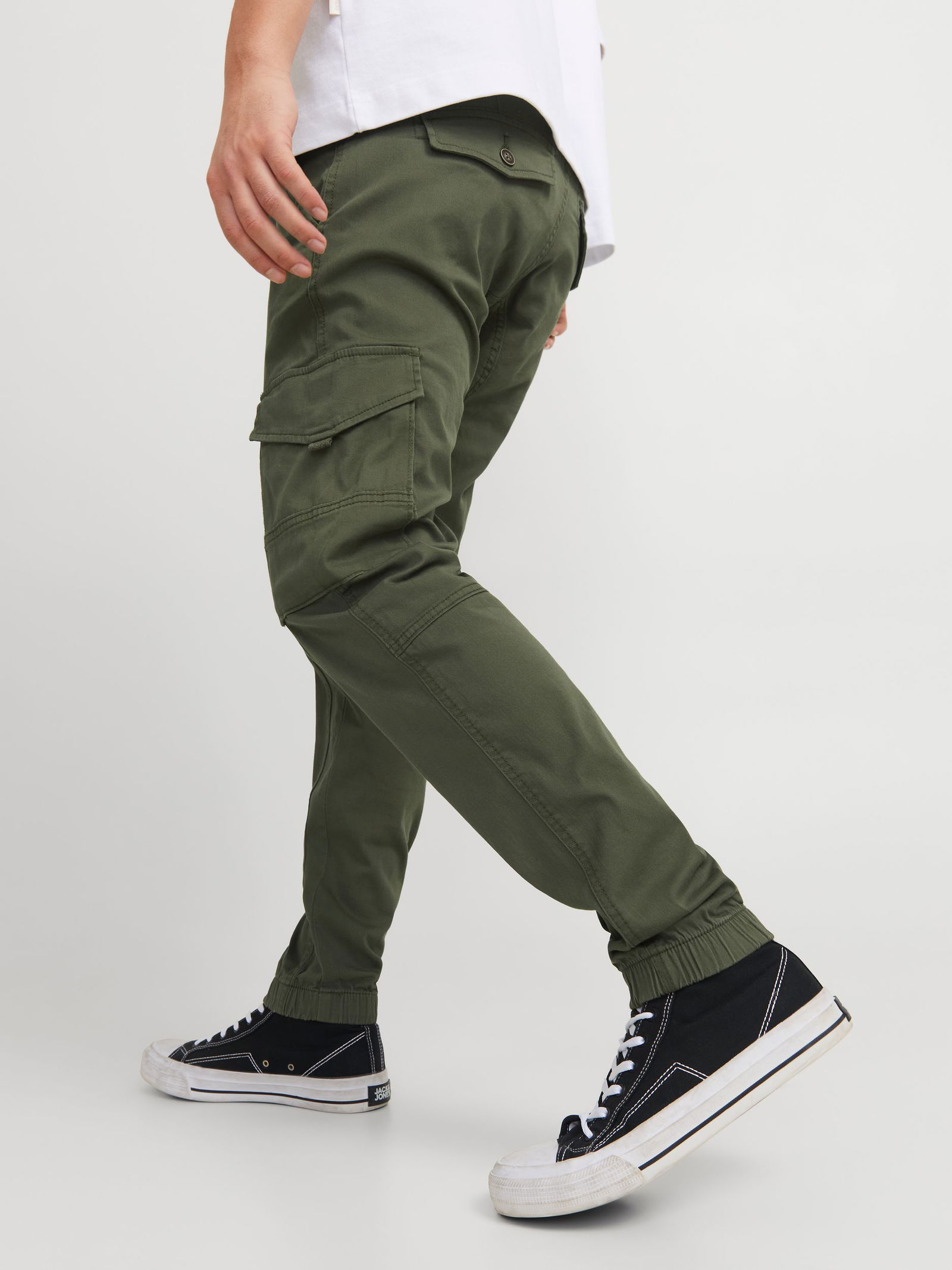 Jack&Jones | Jack&Jones Tapered Fit Jeans | 29/32 | olive night