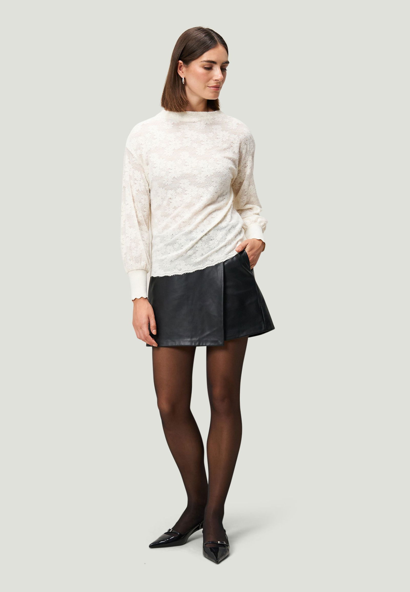 Zero | Zero Sweatshirt | 44 | eggnog