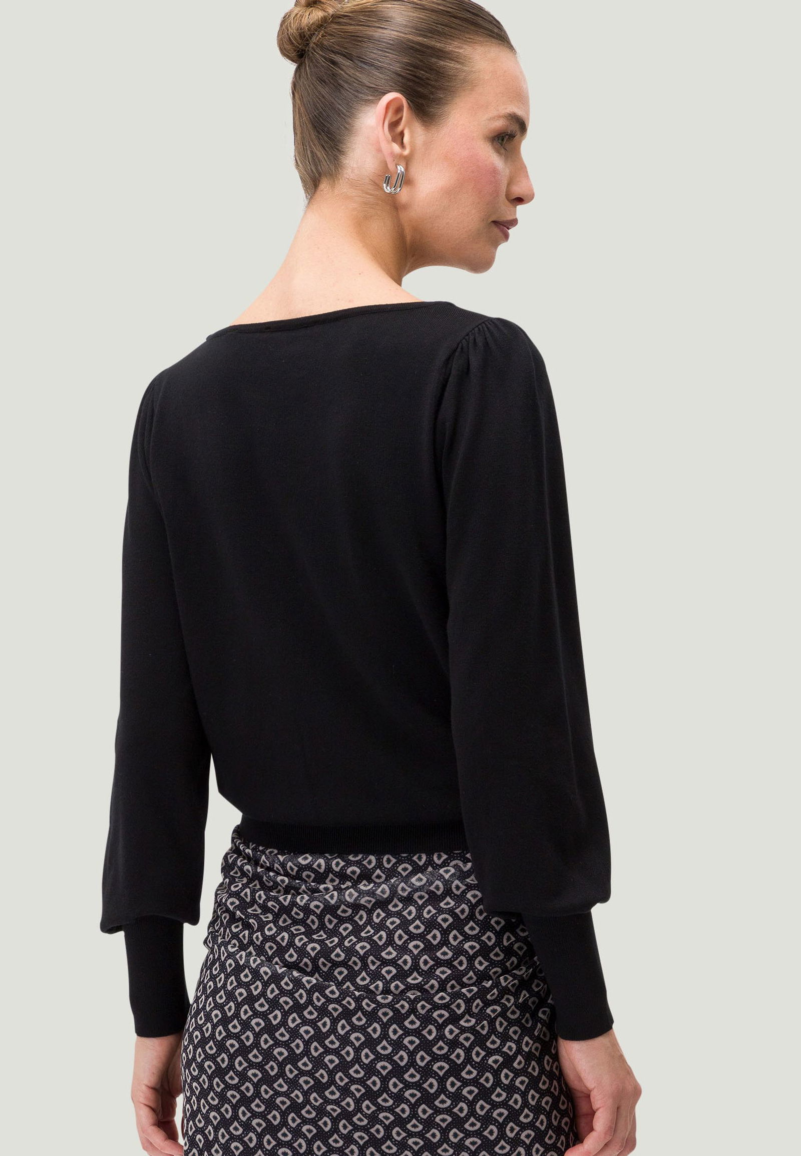 Zero |  Zero Pullover  | 42 | black beauty