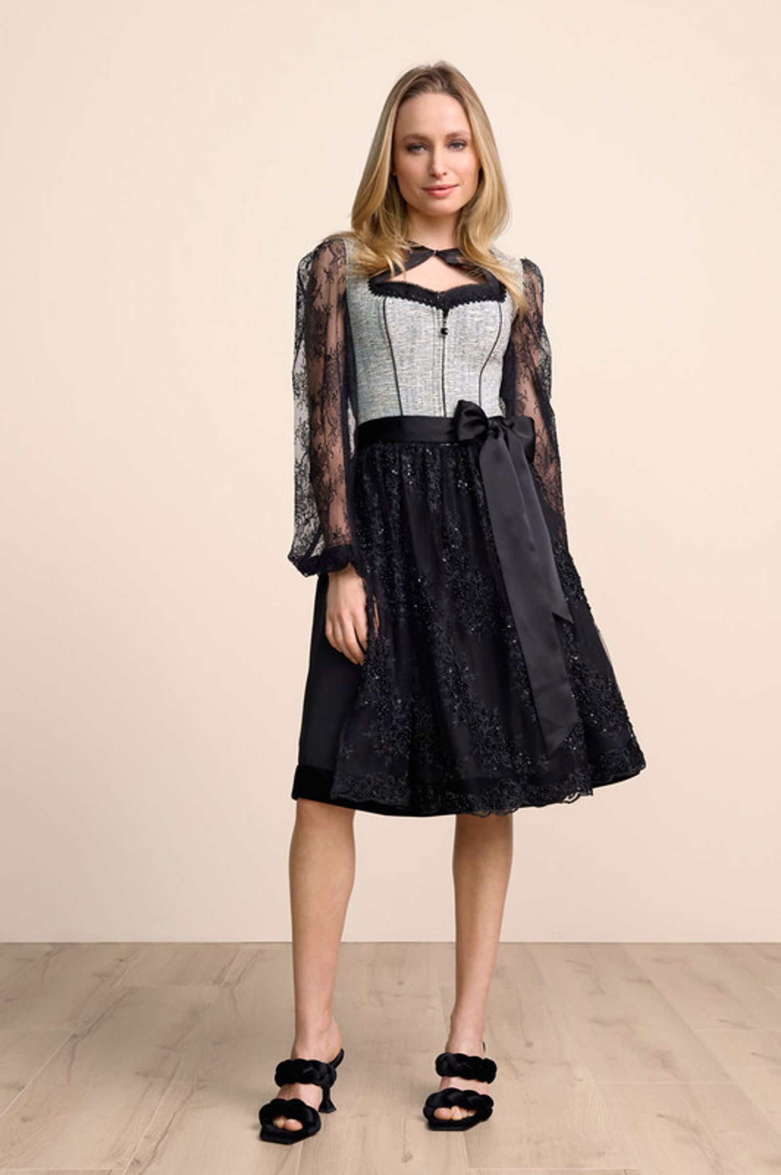 501dc0428f7cf0bc87764a16bc1262e1 Krüger | Krüger Dirndl "Blanca" | 34