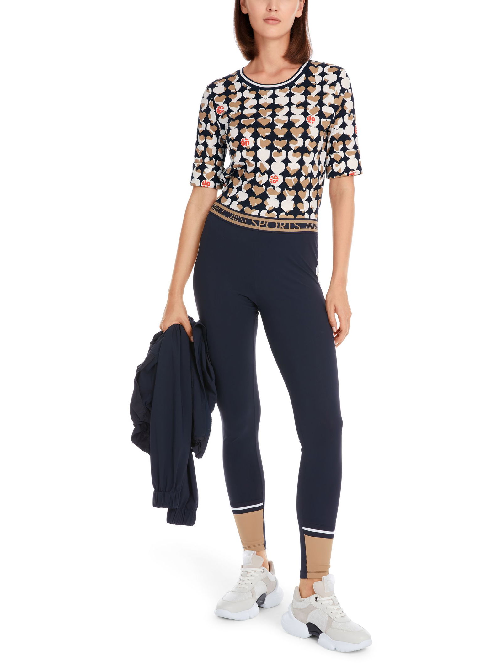 29c3f10193d06ed44275a3a97341a846 Marc Cain Sports |  T-Shirt mit Heartbreaker-Print | 42 | navy