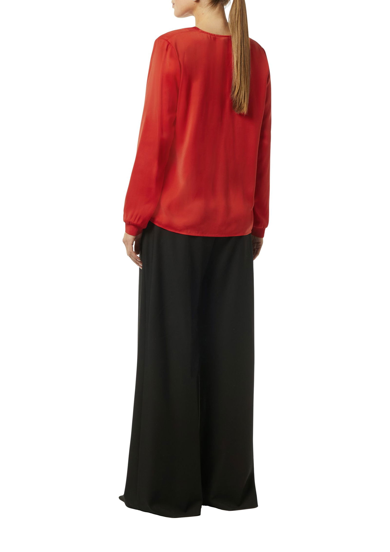 a57bba4d83af88bbe51a3b93beb66c8b | Bluse | 38 | 1900_3076