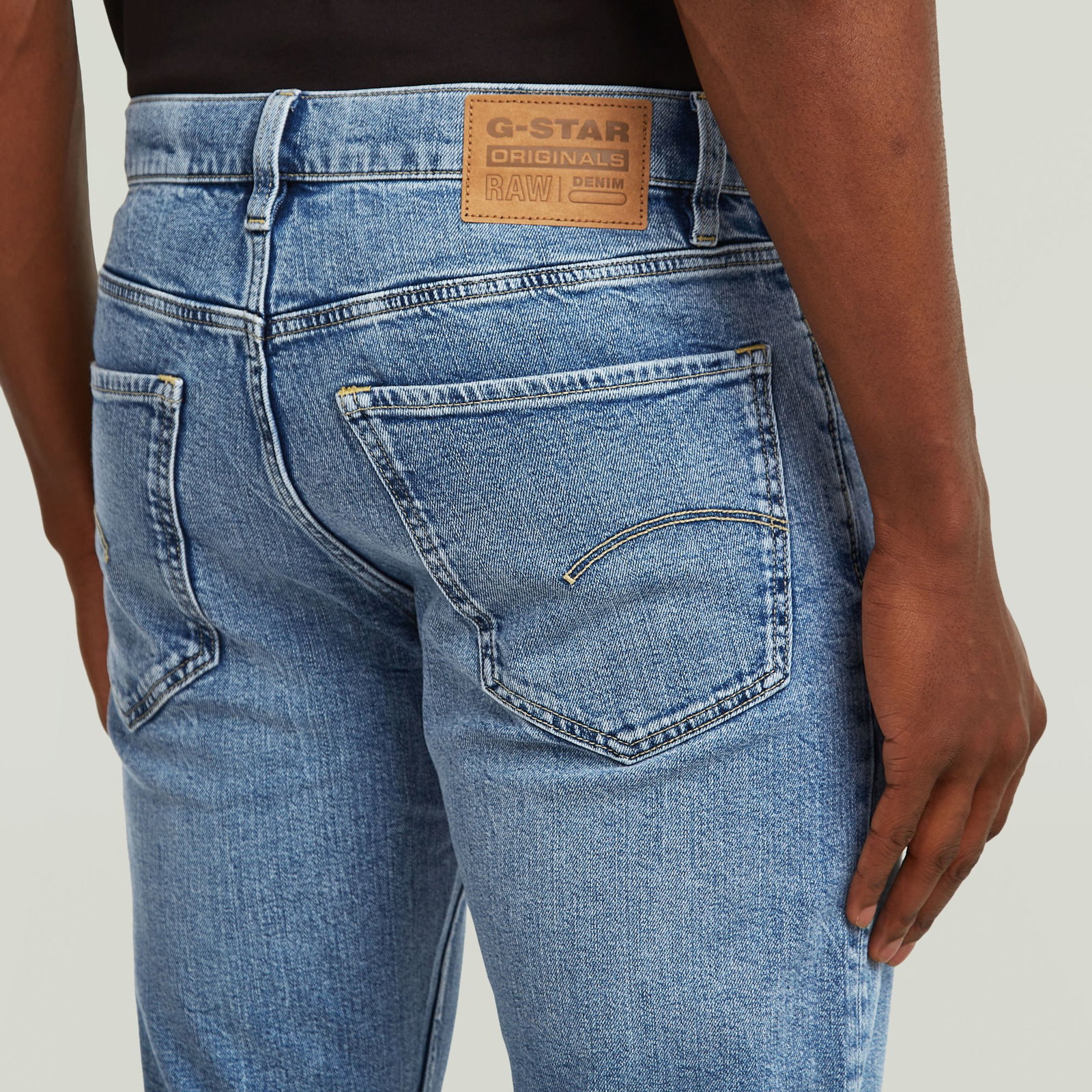 eaeb5fbed646b0f576ce6533b668c55e G-Star | G-Star Straight Leg Jeans | 33/34