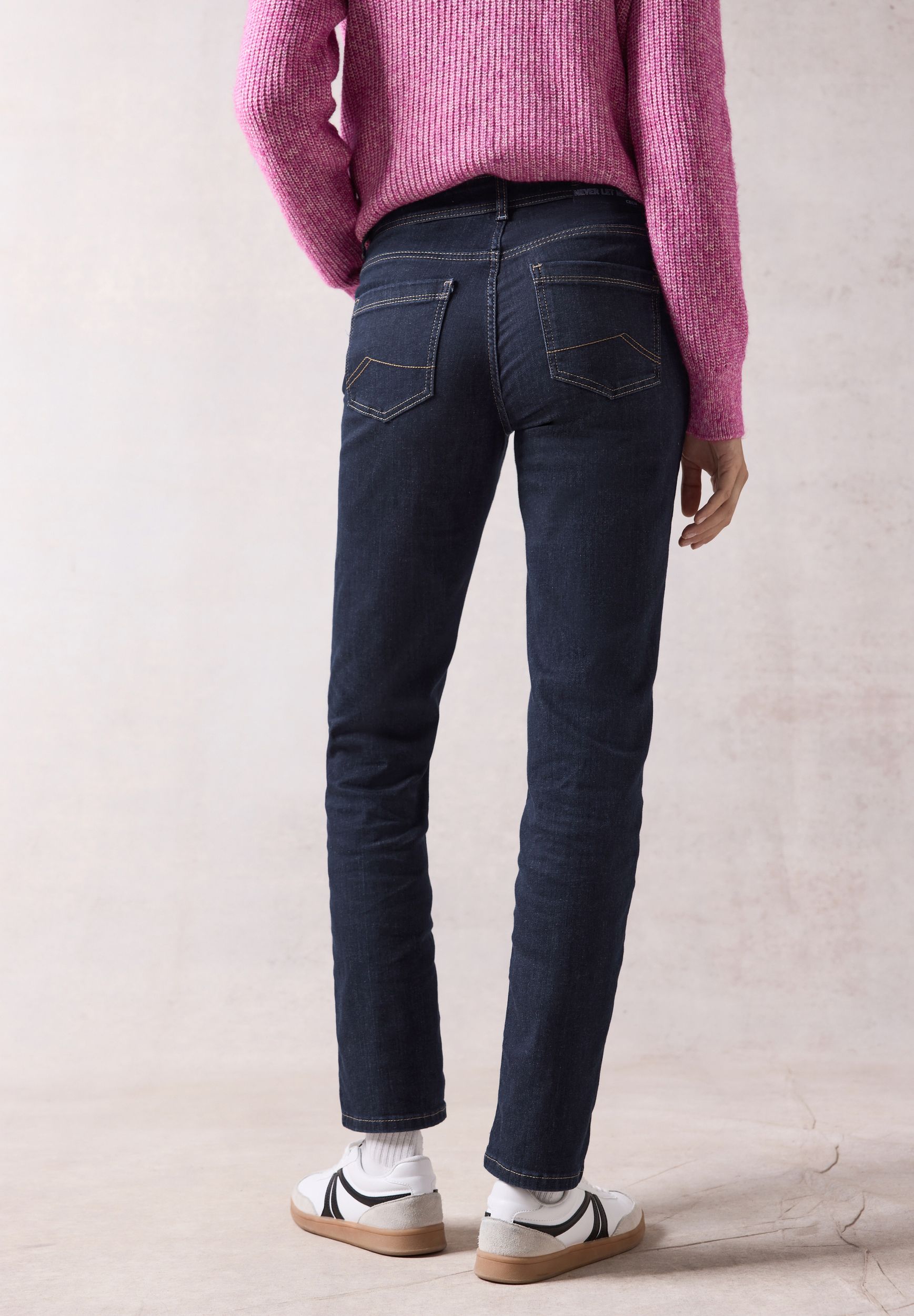 CECIL |  CECIL Straight Leg Jeans  | 34/32 | rinsed wash