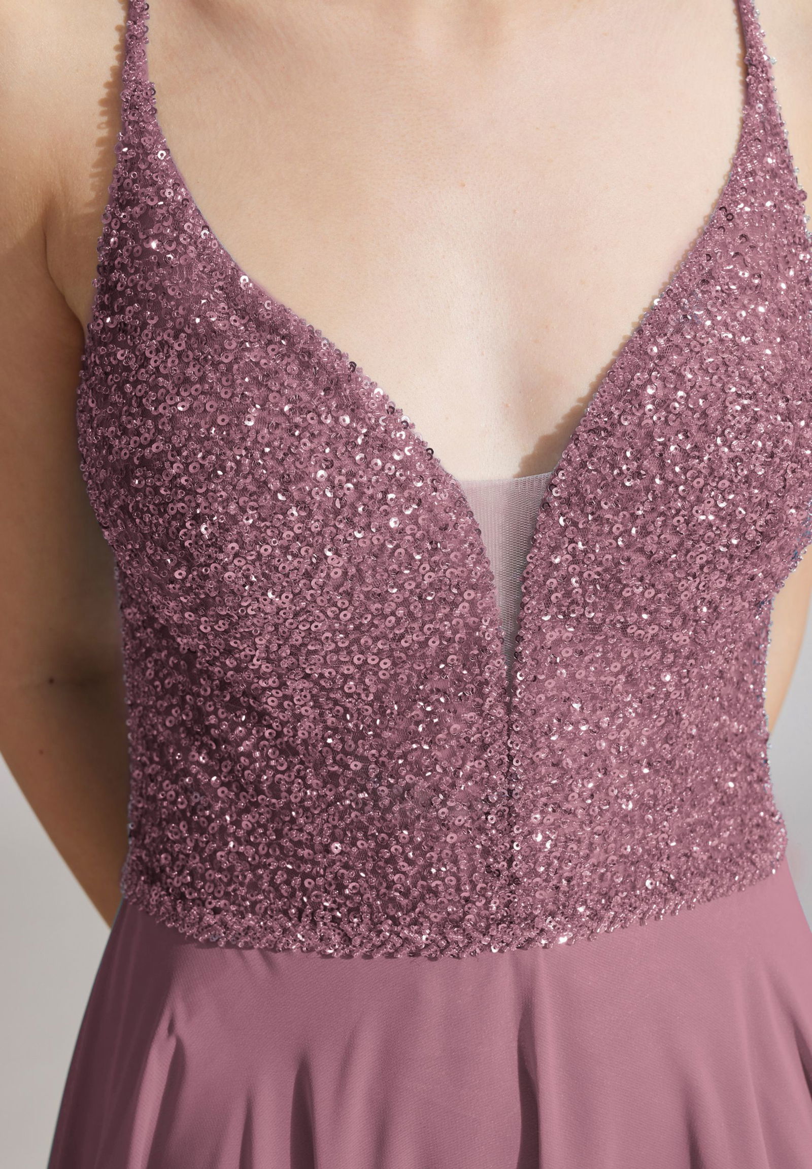 Hey Kyla Abendkleid aus Materialmix