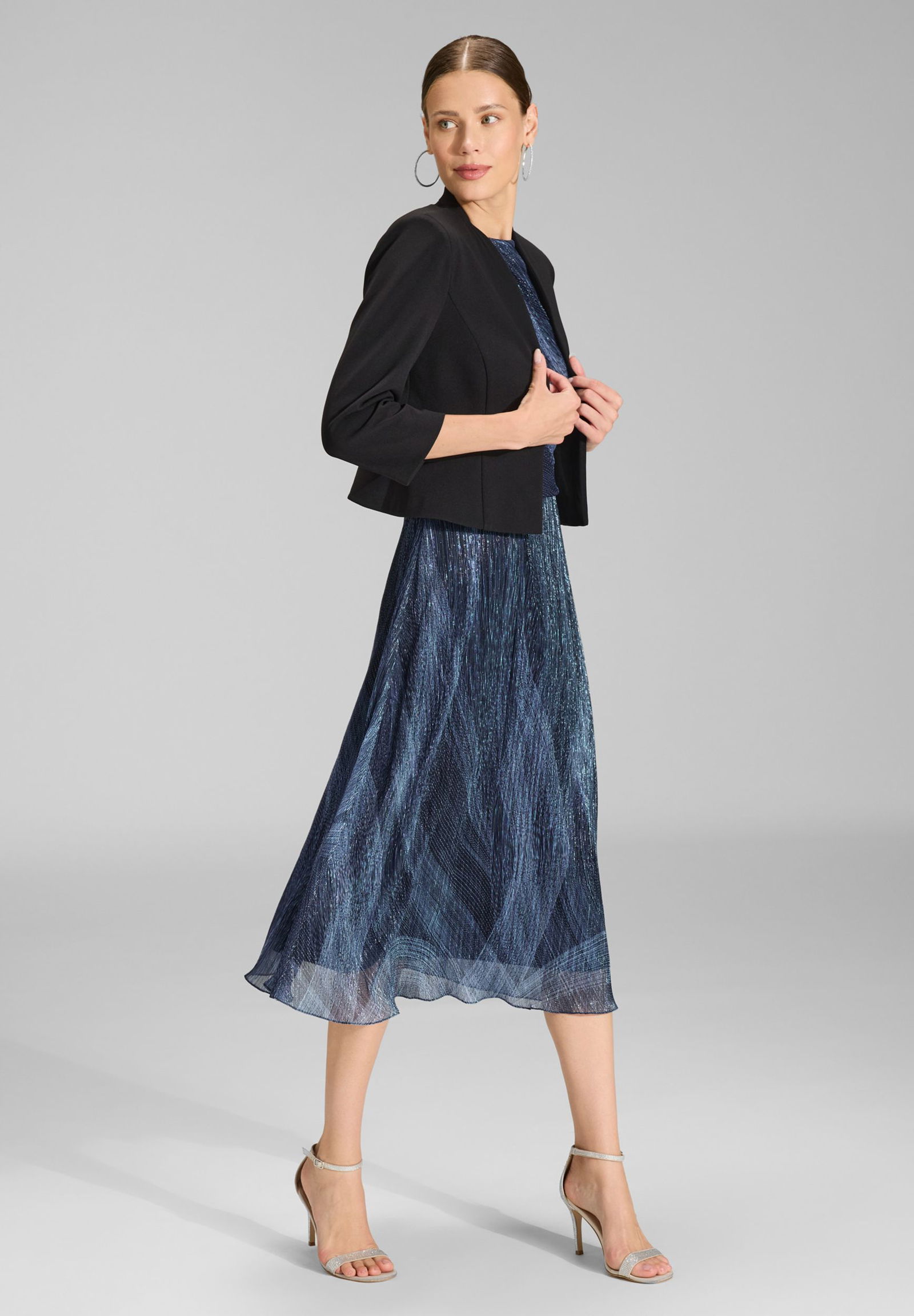 |  Taillierte Jacke aus Jersey Crêpe, black | 36 | black