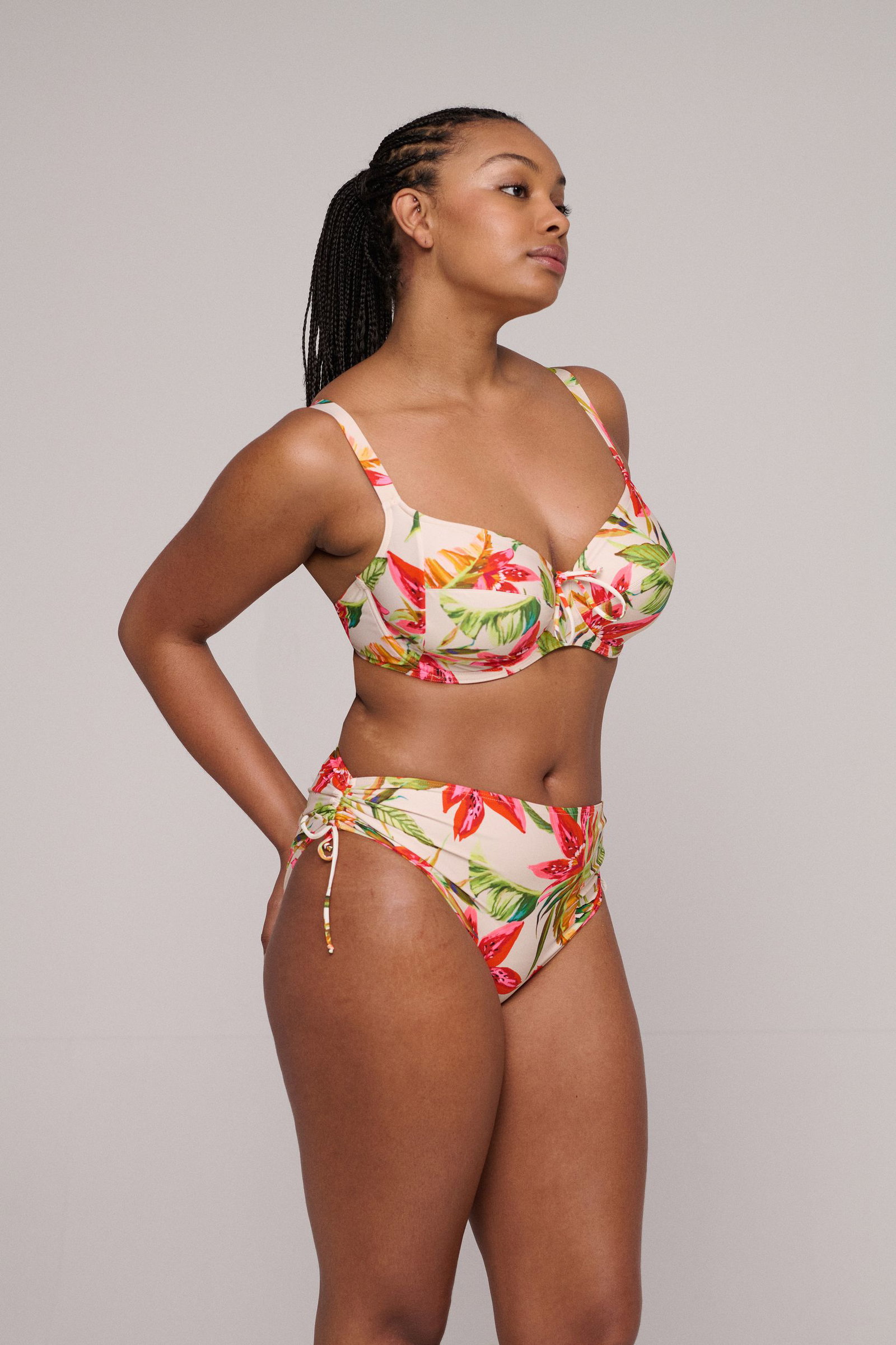 28d05e2c2706103f9d6a7a4d886cde2c PrimaDonna | TANZANIA Calm tropics Bikini Taillenslip m. Schnur | 48 | calm tropics
