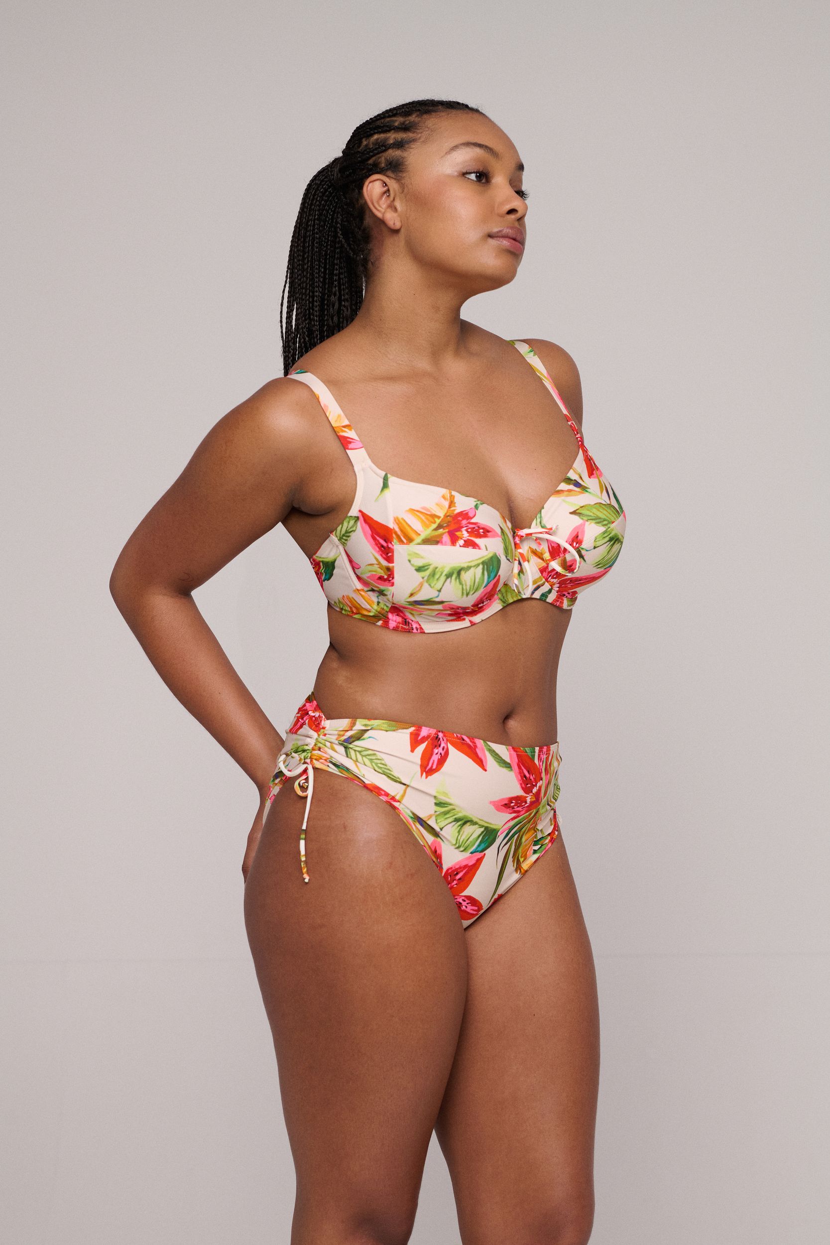 PrimaDonna |  TANZANIA Calm tropics Bikini Taillenslip m. Schnur | 48 | calm tropics