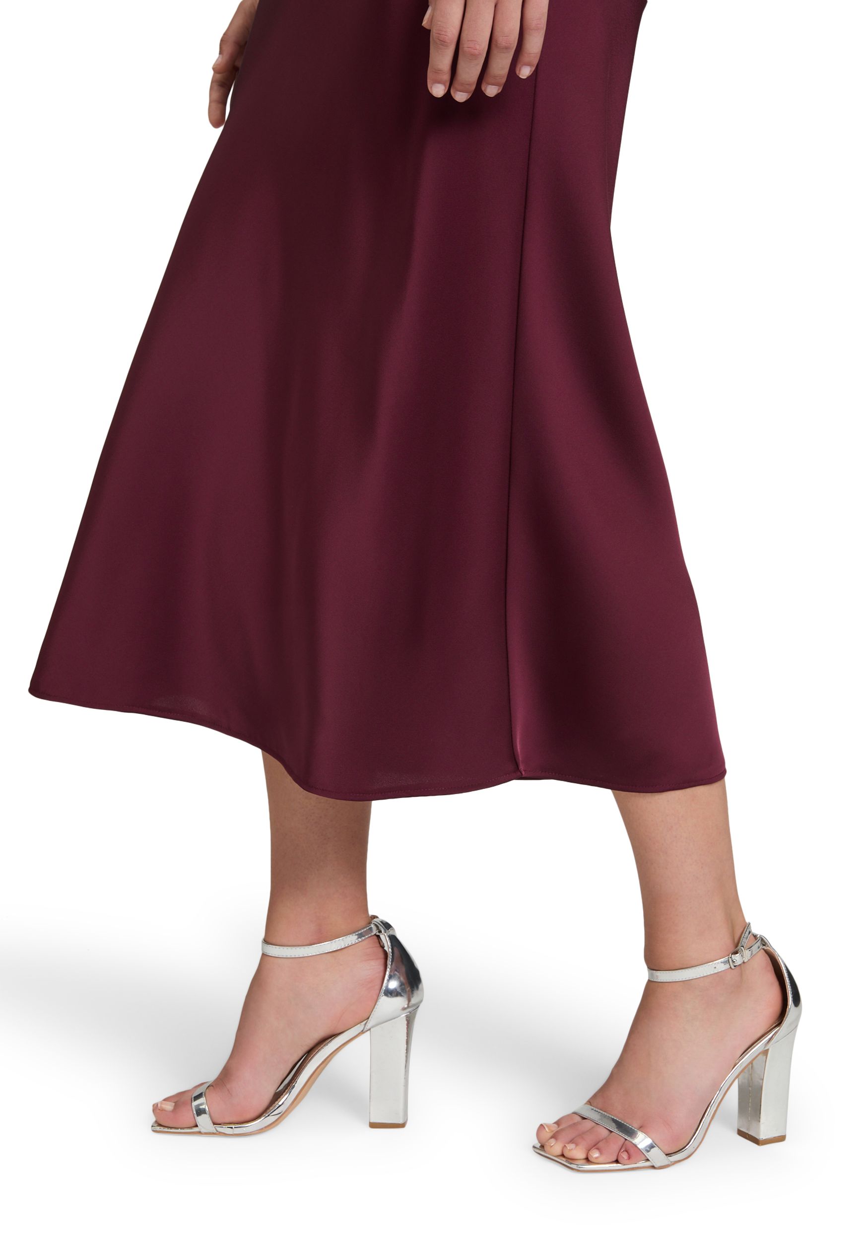 V by Vera Mont |  Satinrock | 40 | peony blush