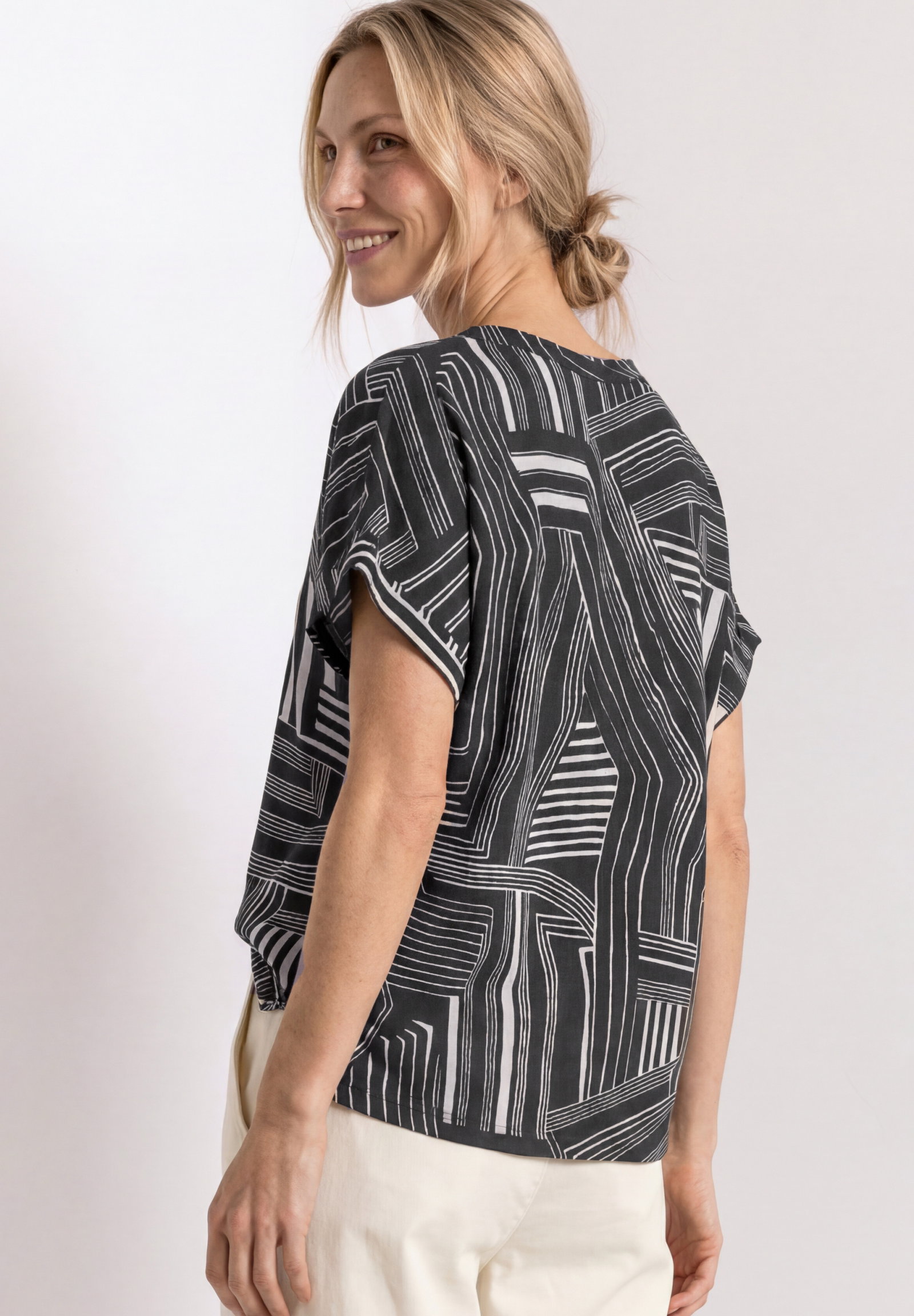 LTD QR printed mat-mix shirt w, darkest blue #4