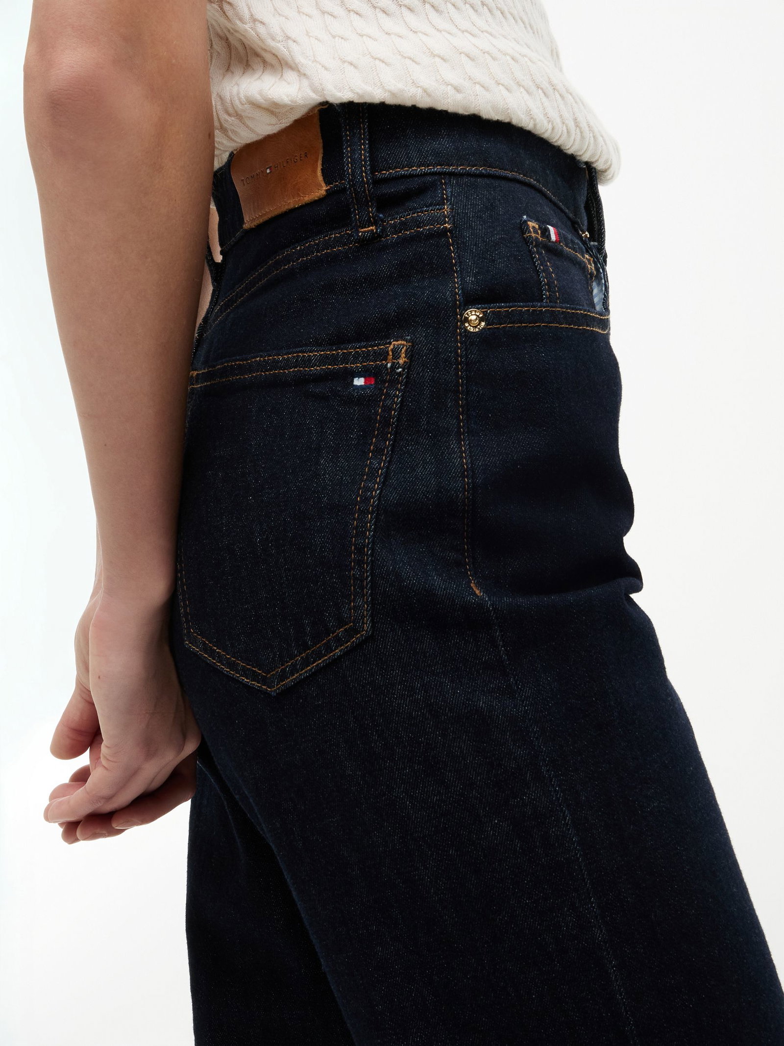 Tommy Hilfiger |  Tommy Hilfiger Boyfriend Jeans  | 27/32 | denim rinse