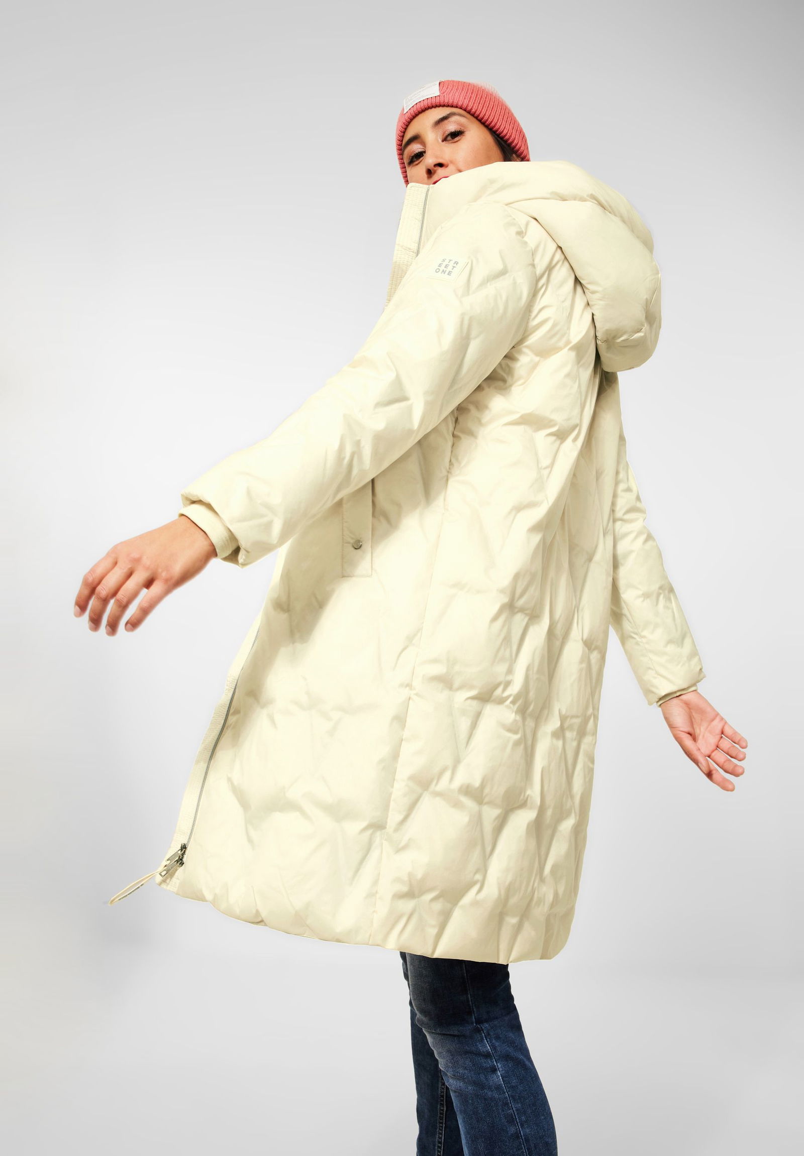 Street One |  Leichter Steppmantel | 42 | cool cream