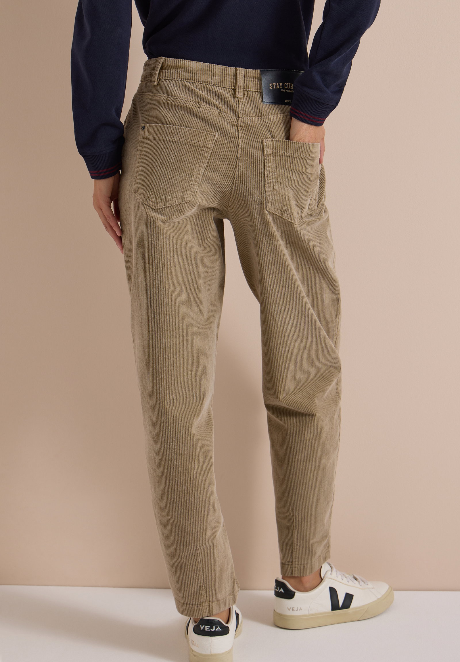 Style Scarlett Barrel Corduroy, creamy mocha #4