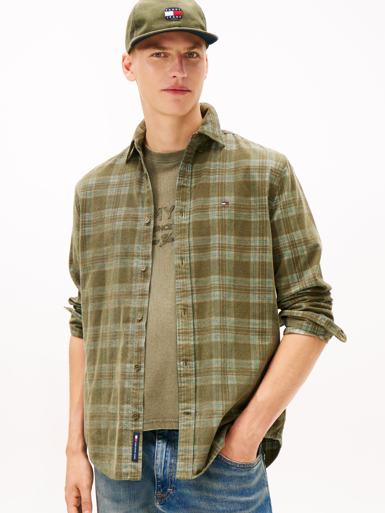 dark greenery/check