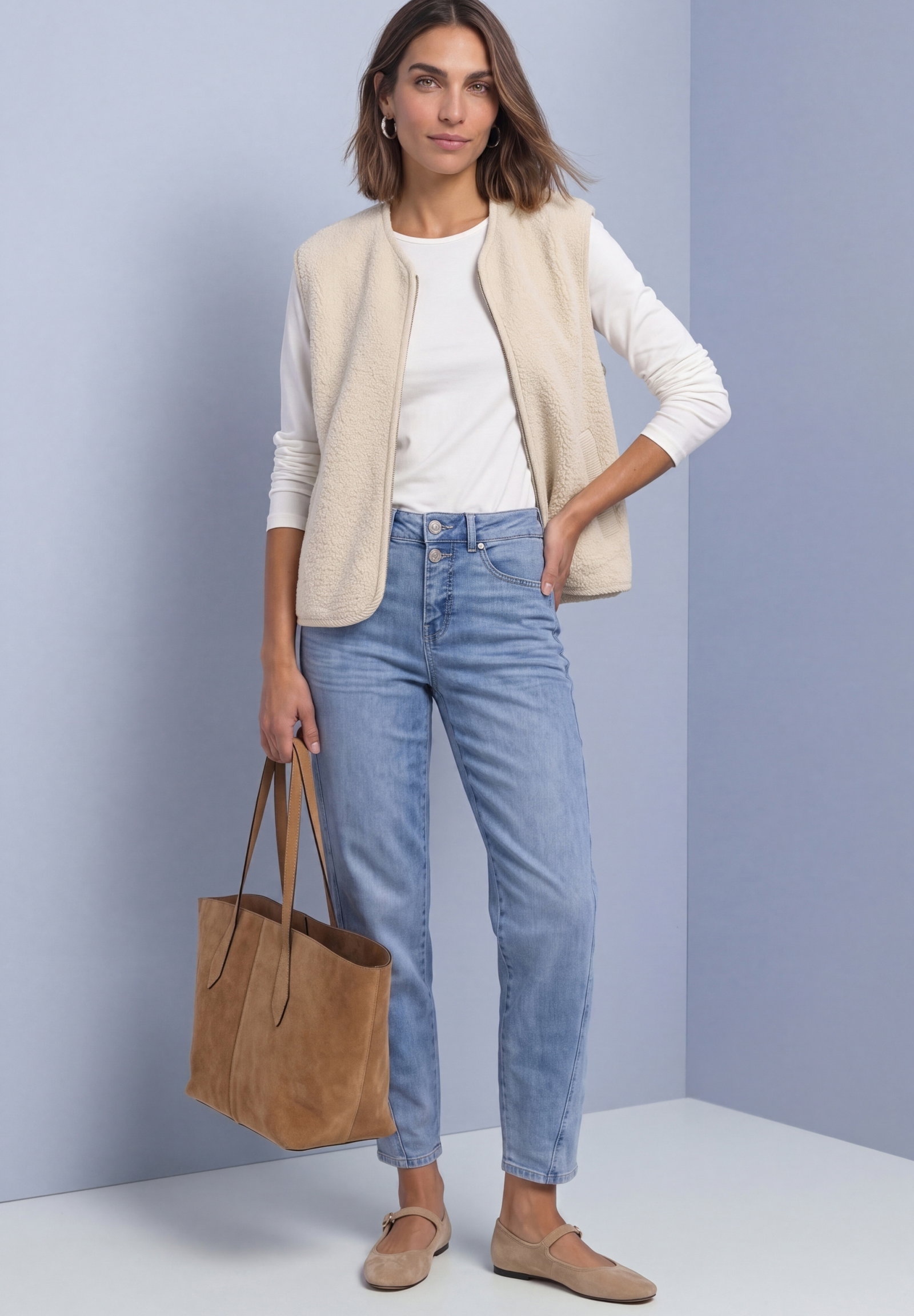 Short Teddy Vest w. Corduroy D, soft fawn beige #5