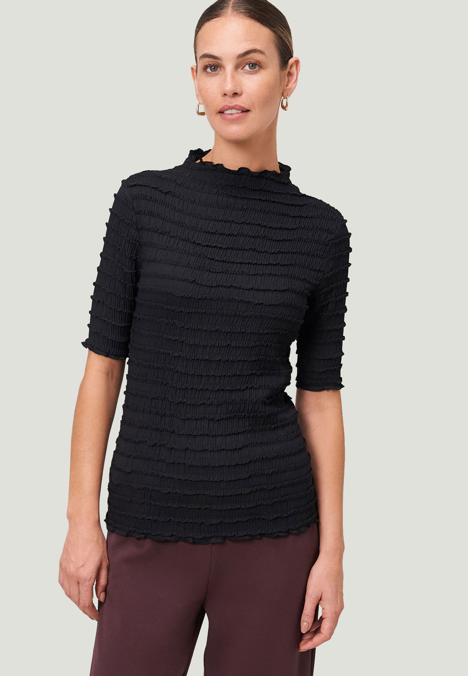 c2fdf82c5ae1a3c1b467f4d54a7281ba Zero | Zero Shirt | 36 | black beauty