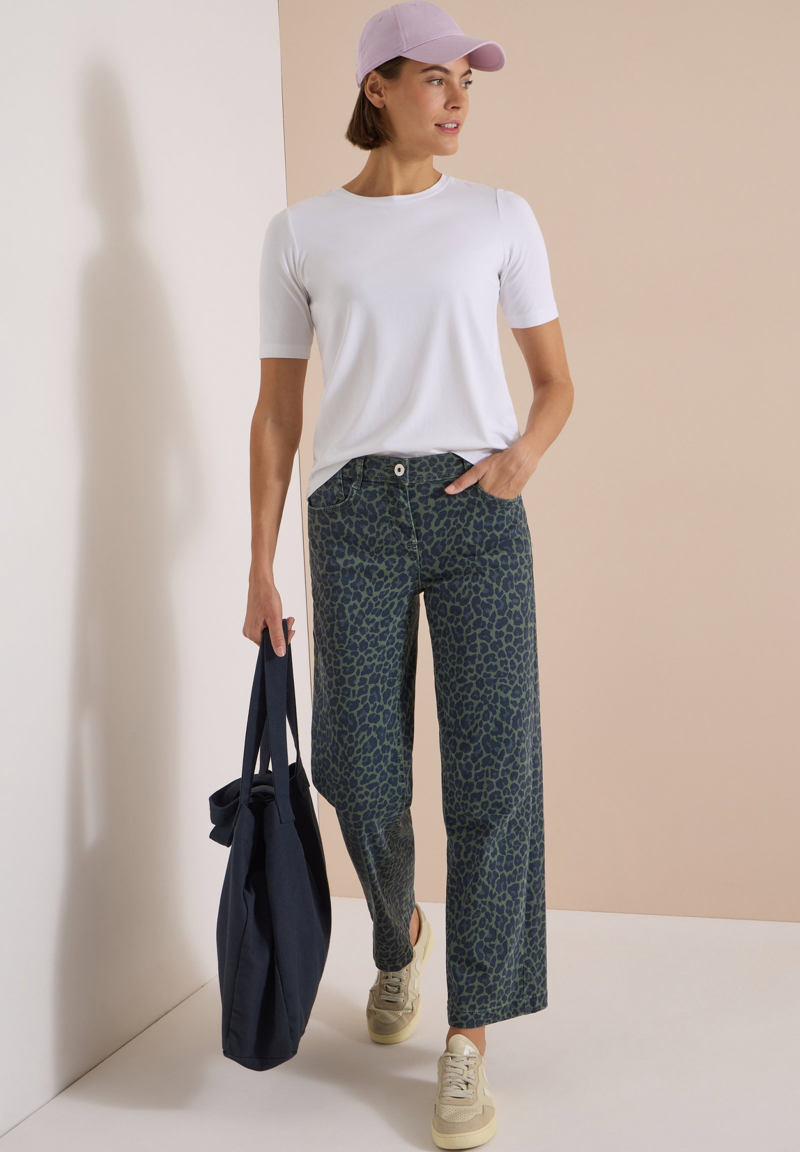 Style Neele Leo Print OD, dried olive green #1