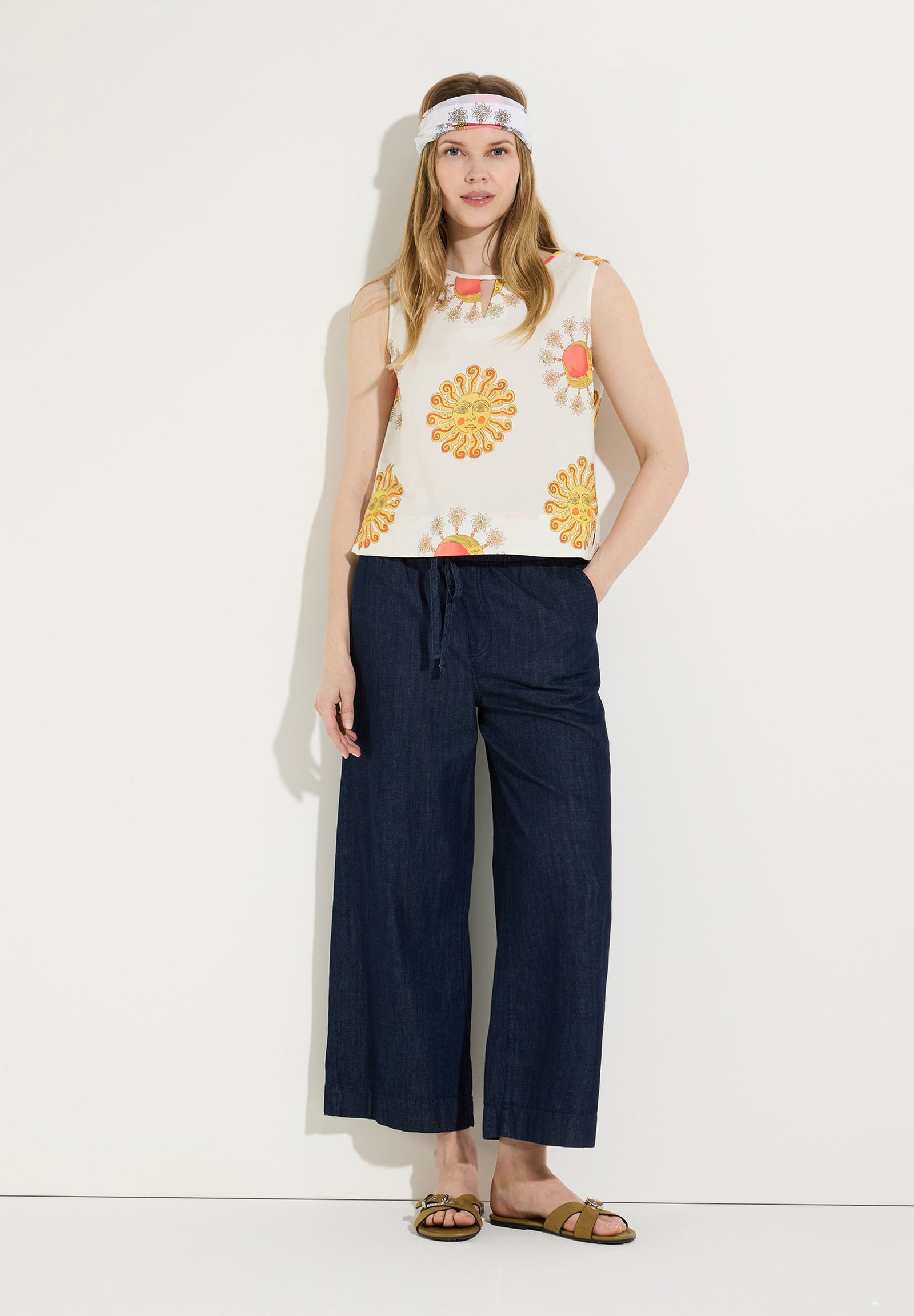 More & More |  More & More Top  | 36 | 1500_4052