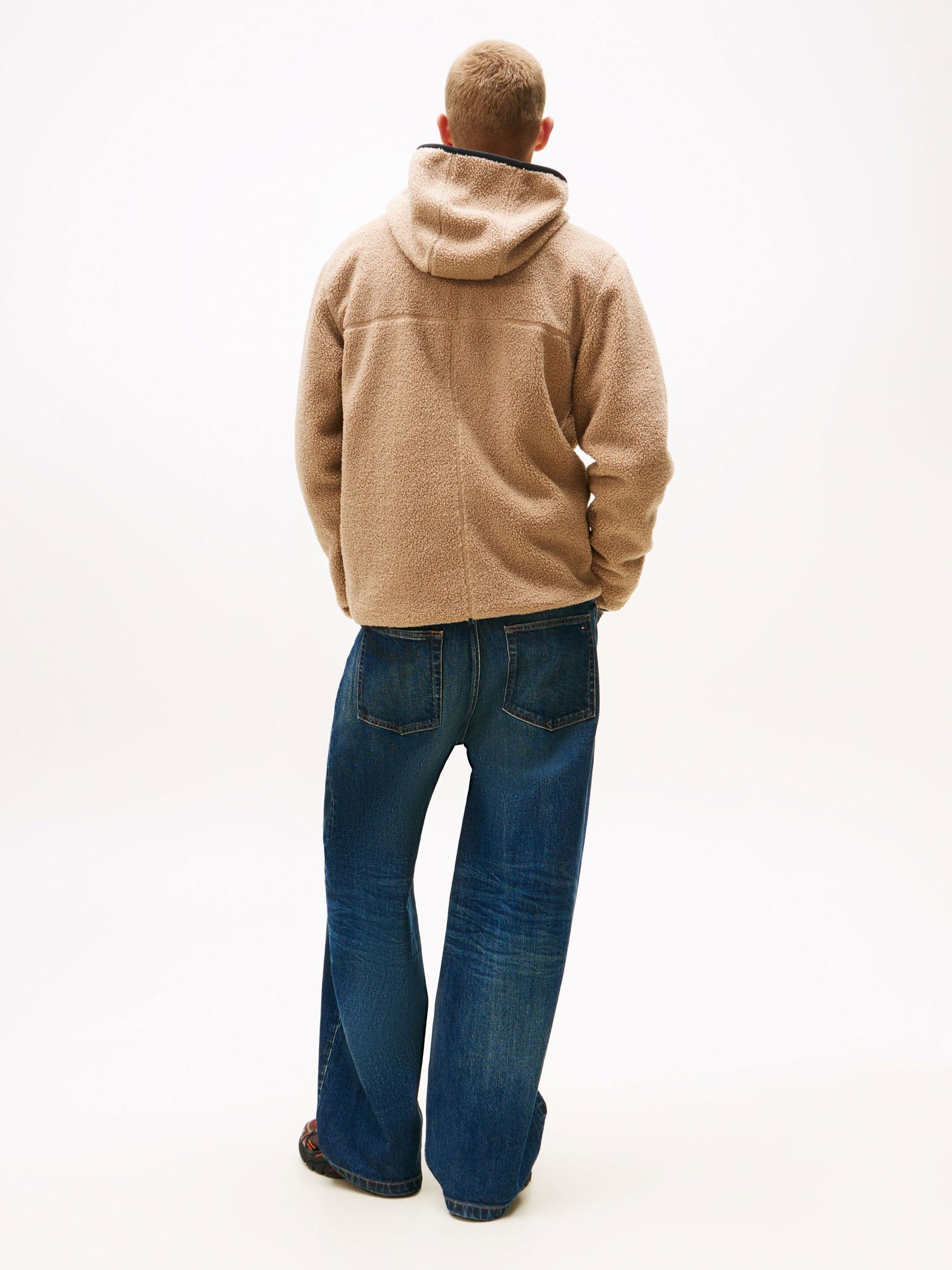 Tommy Jeans |  TJM REG BADGE TEDDY ZIP TRU EXT | XL | AFE