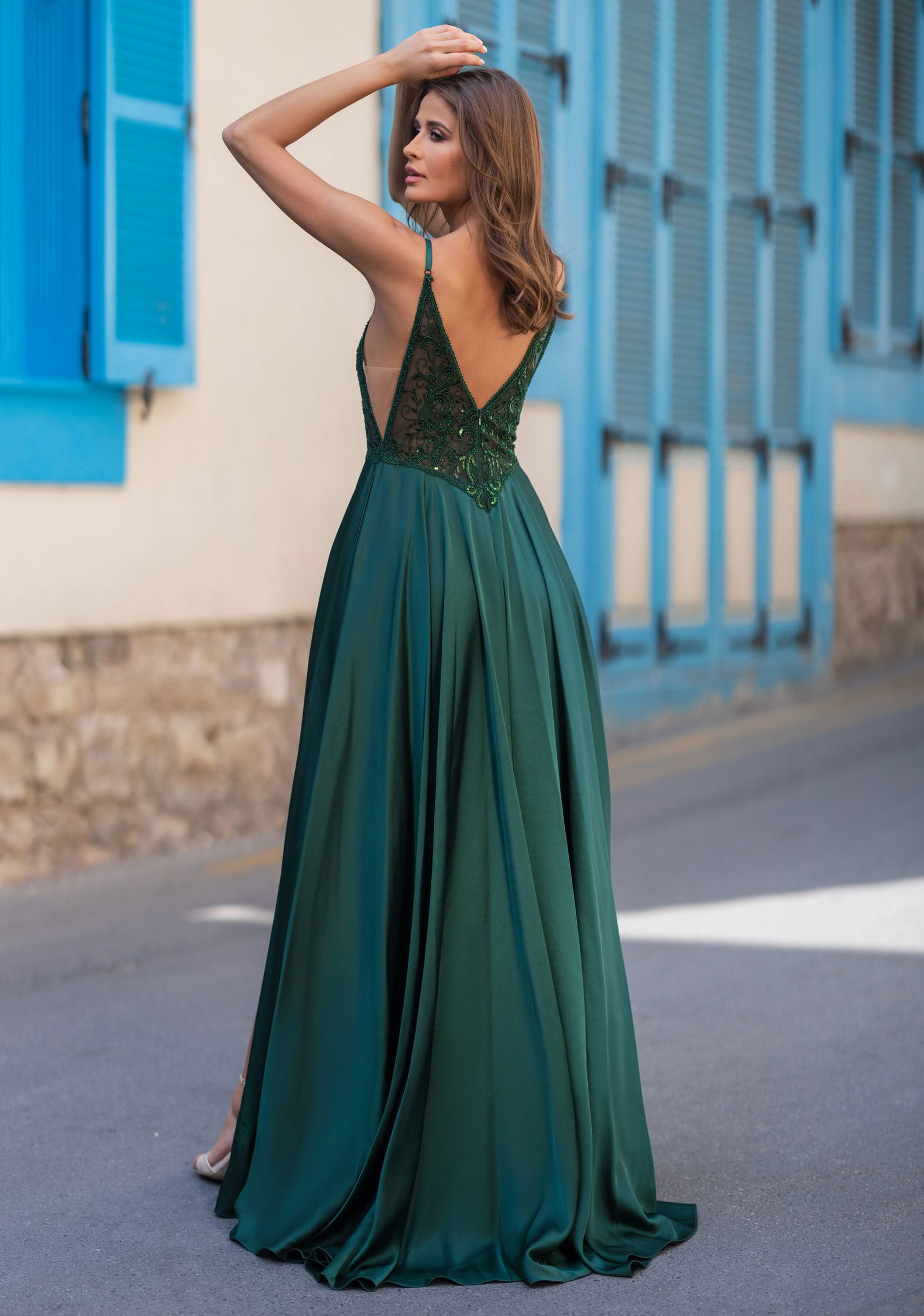 a2ef5ad8cf36b002f816765a4170835e Christian Koehlert Abendkleid aus Satin