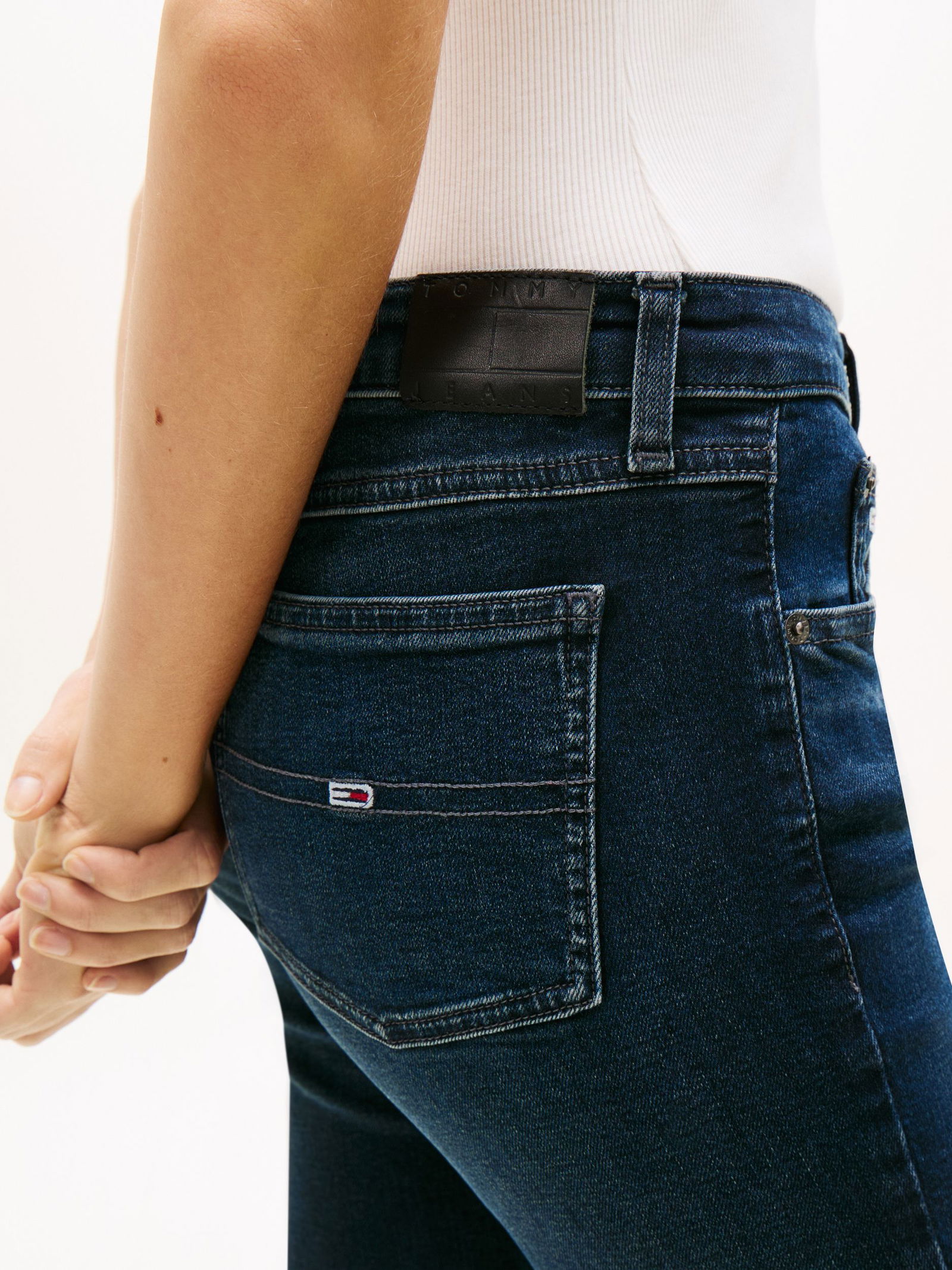 Tommy Jeans |  Tommy Jeans Mom Jeans  | 30/32 | denim grey