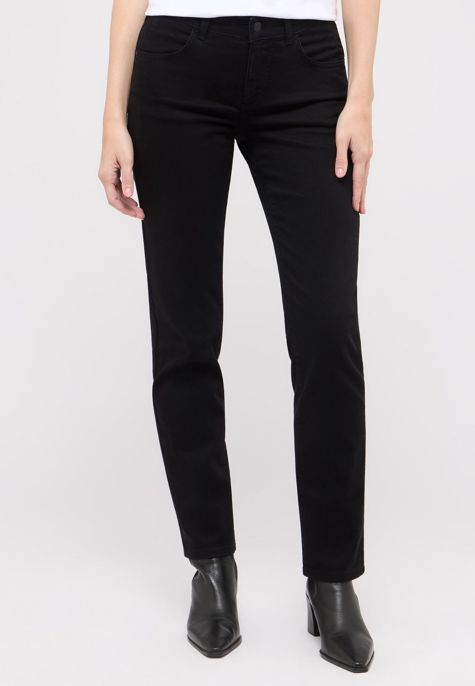 Angels | Angels Straight Leg Jeans "Dolly 3.0" | 44/32 | black