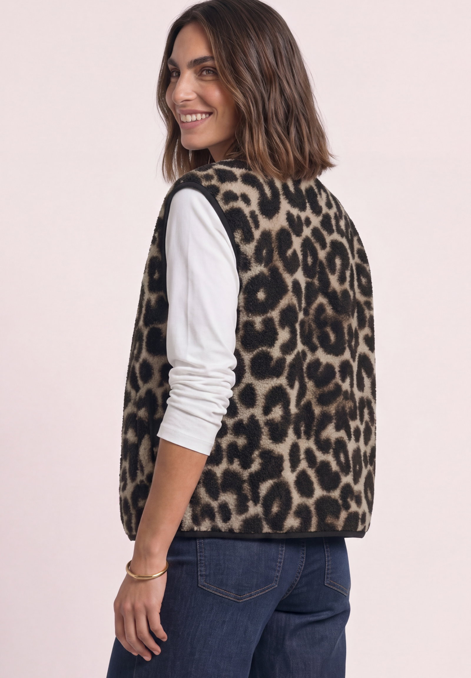 Short Teddy Vest w. AOP, Black #4
