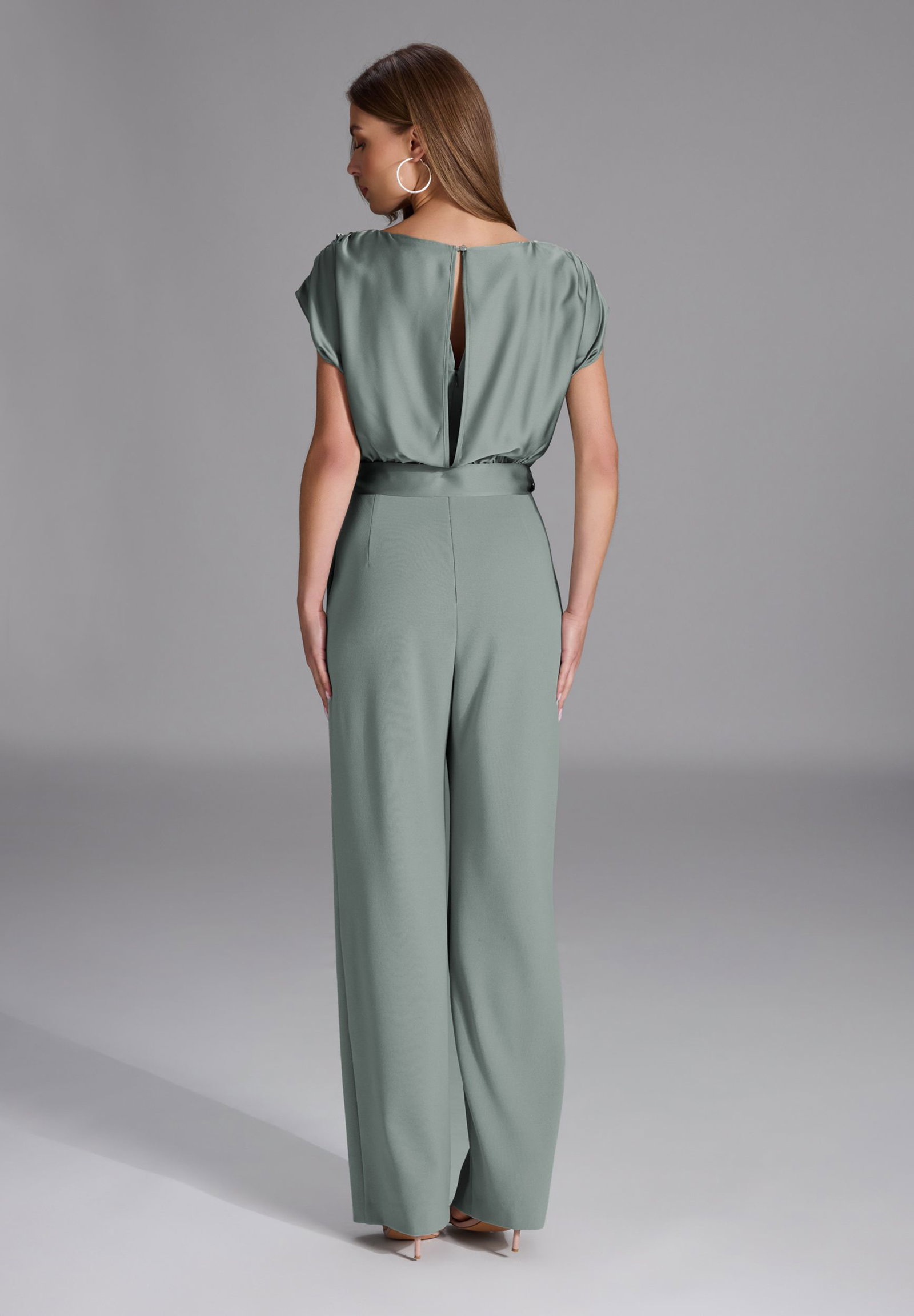 a1b6e13a6f192e22af2252deced2b147 SWING | SWING Overall | 38 | soft green