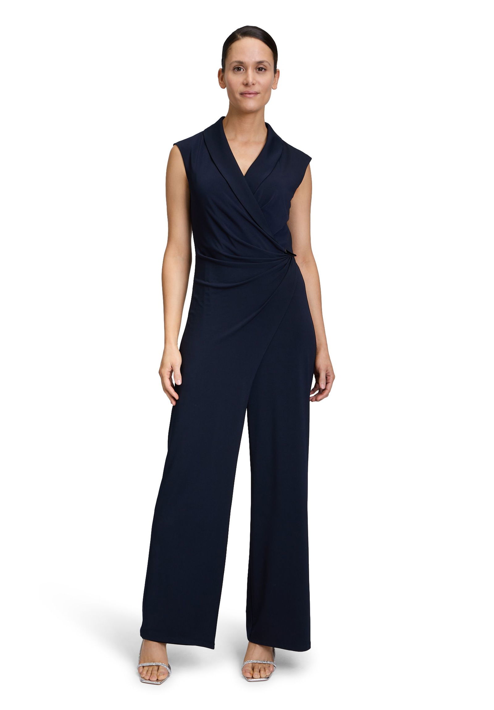 Vera Mont | Vera Mont Overall | 44 | night sky
