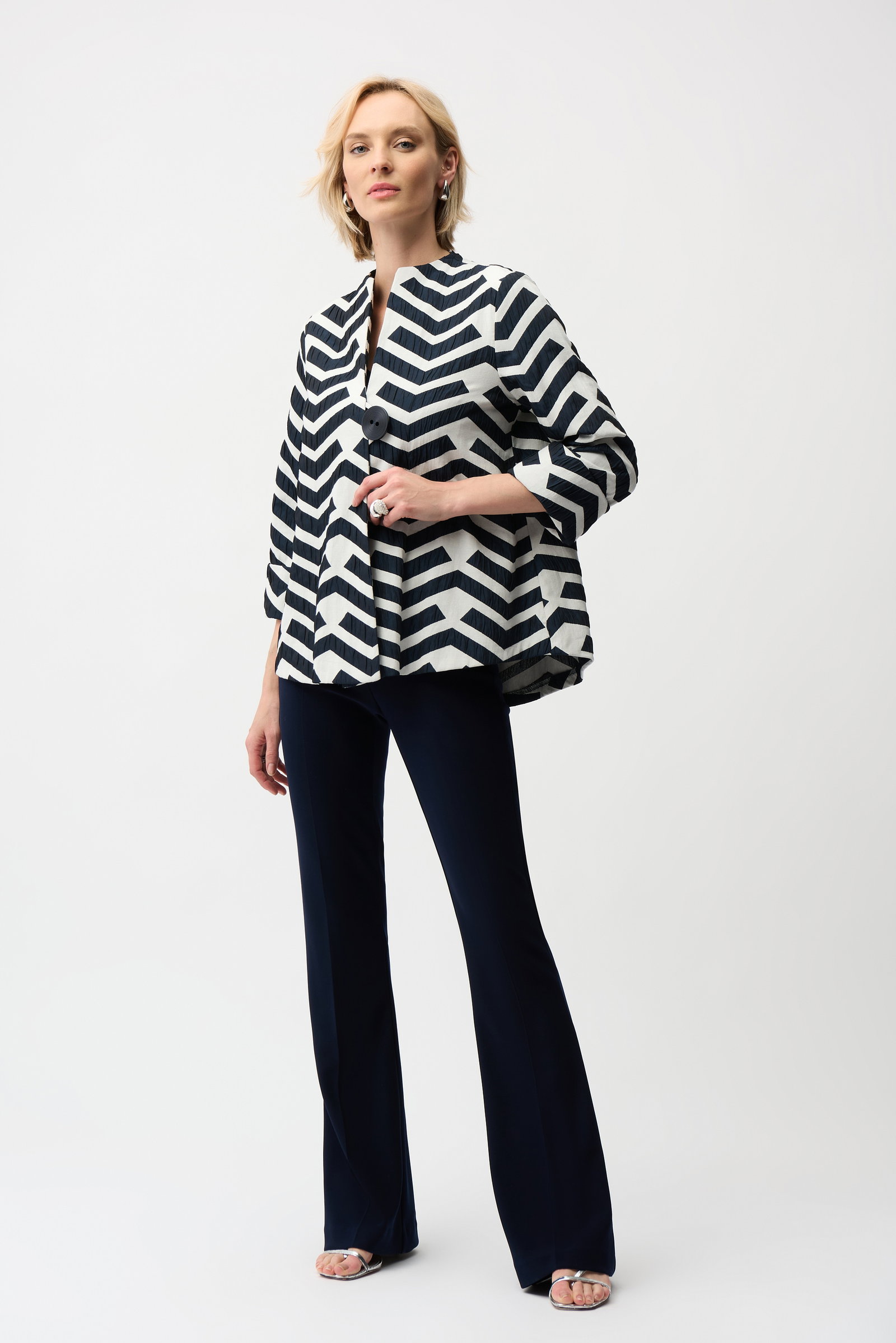 Joseph Ribkoff Trapez-Jacke aus Jacquard mit geometrischem Print #4