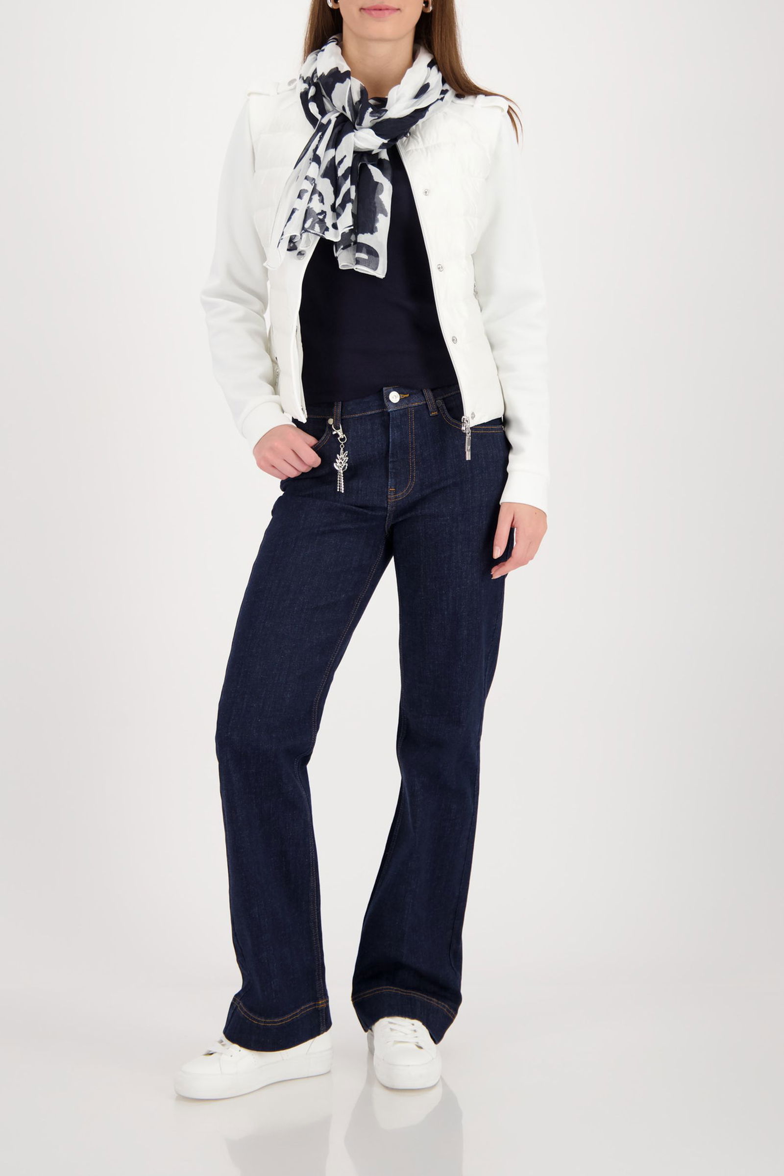 Monari |  Monari Tuch  | OS