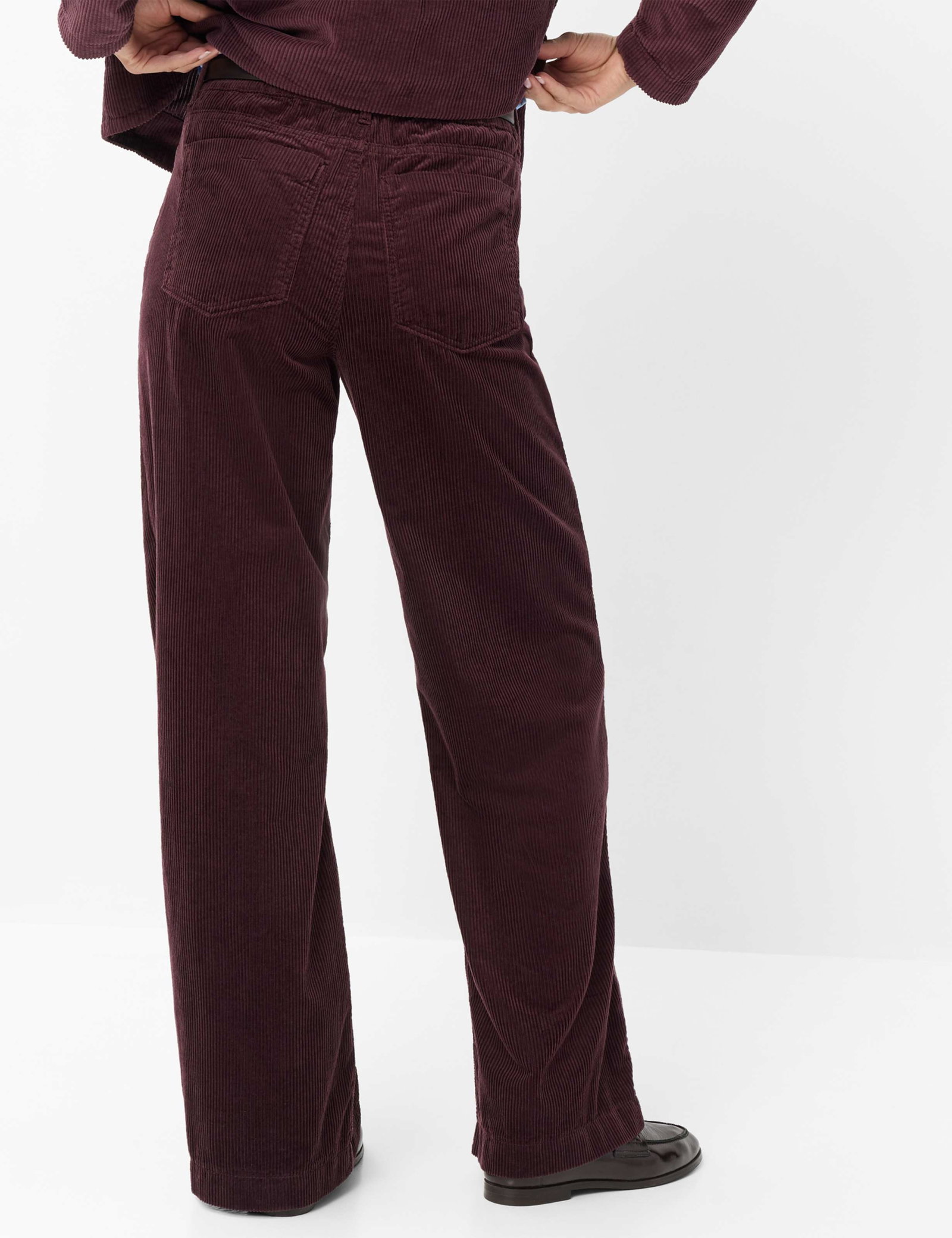 STYLE.MAINE SNOS, BLACKBERRY VIOLET #5