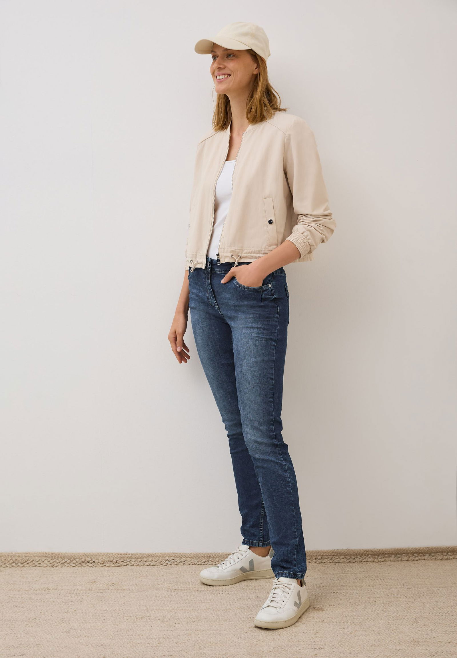 CECIL |  CECIL Straight Leg Jeans  | 31/32 | mid blue wash
