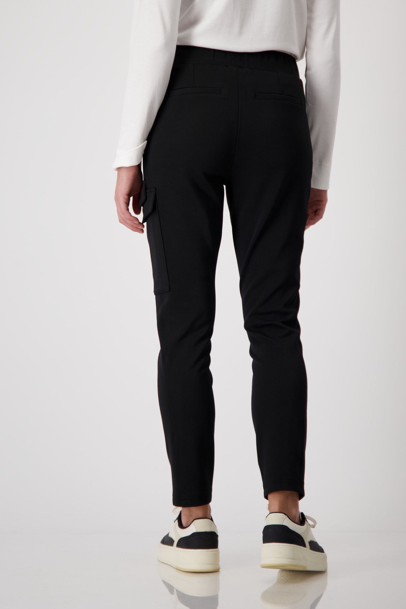 Monari |  Monari Joggingpants  | 36 | schwarz