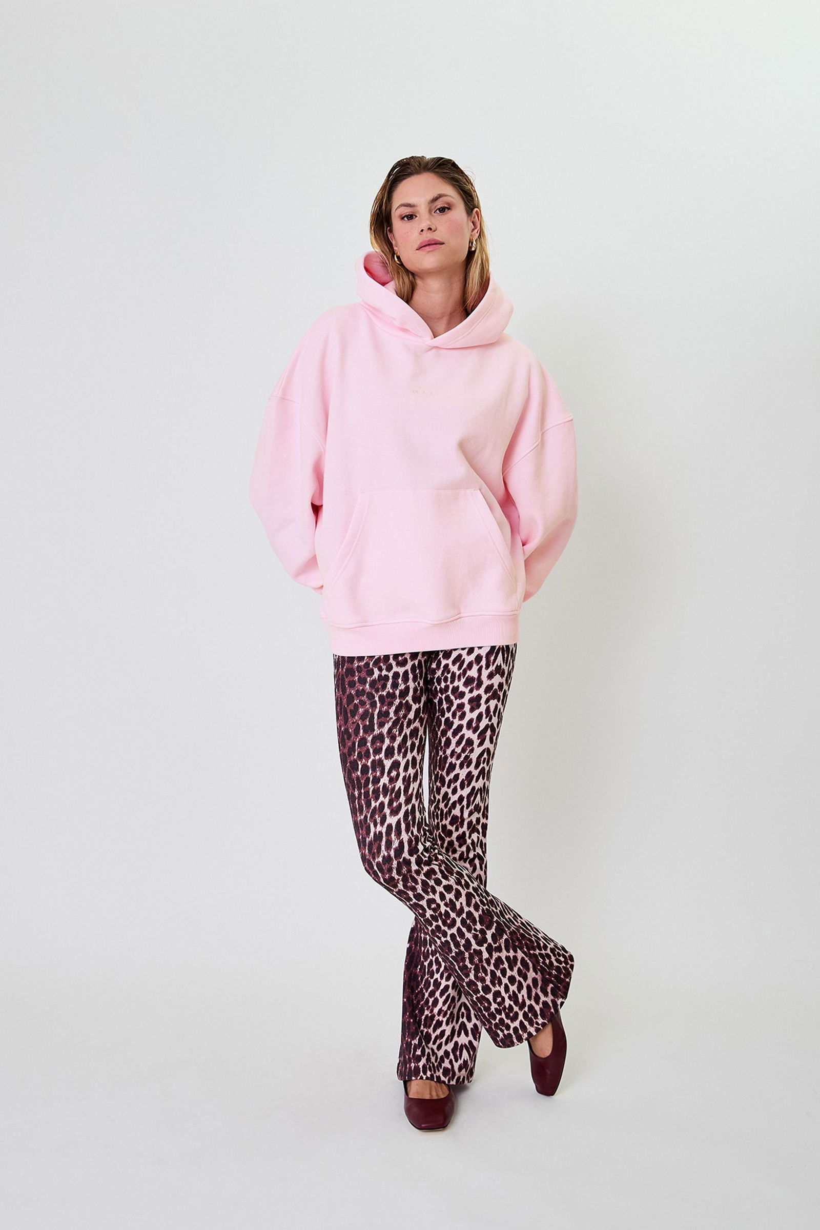 Oh April | Oh April Boyfriend Hoodie Iconic Sugar Pink | XL