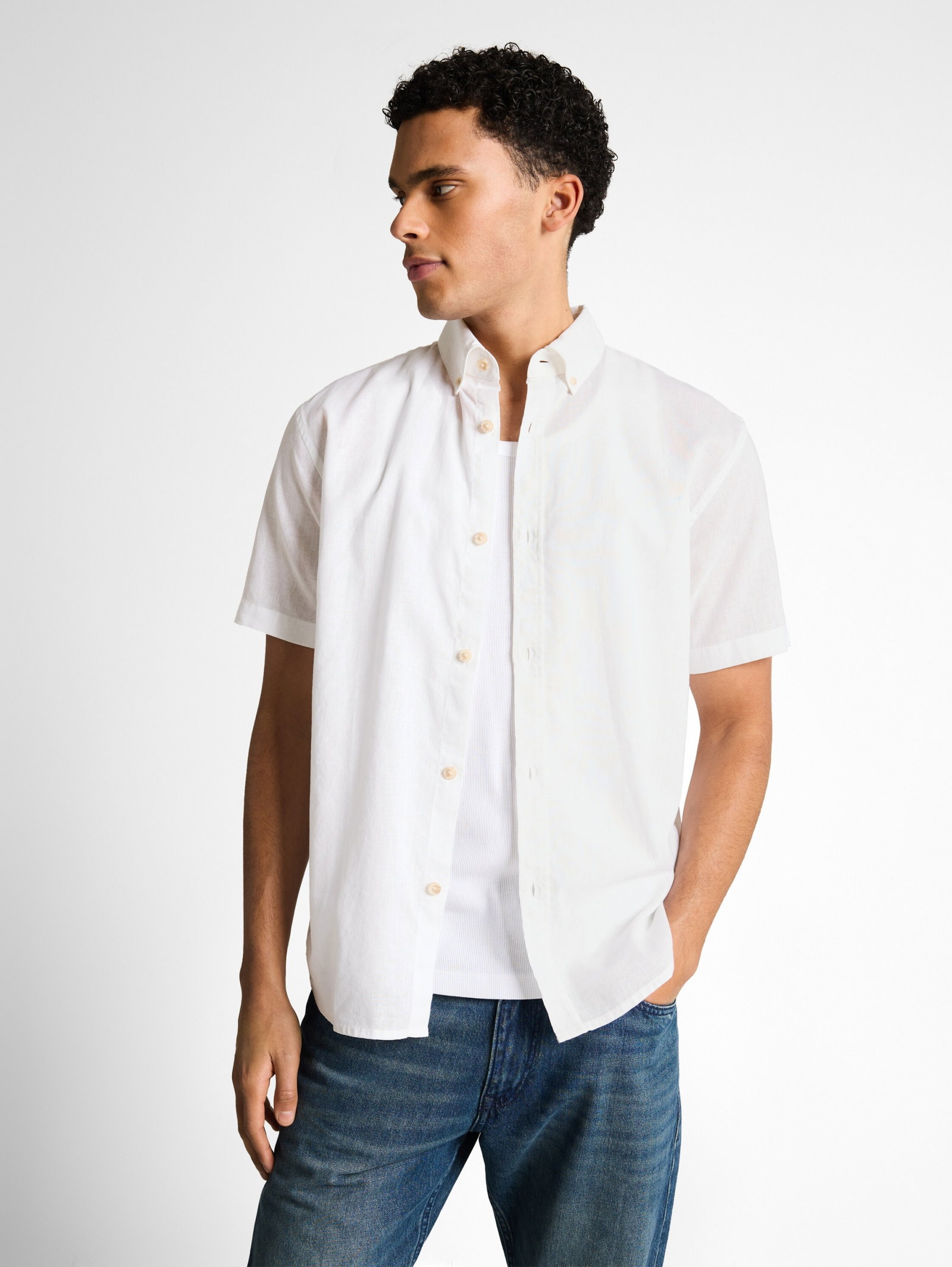 Relaxed Fit Kurzarmhemd mit Leinenanteil #5