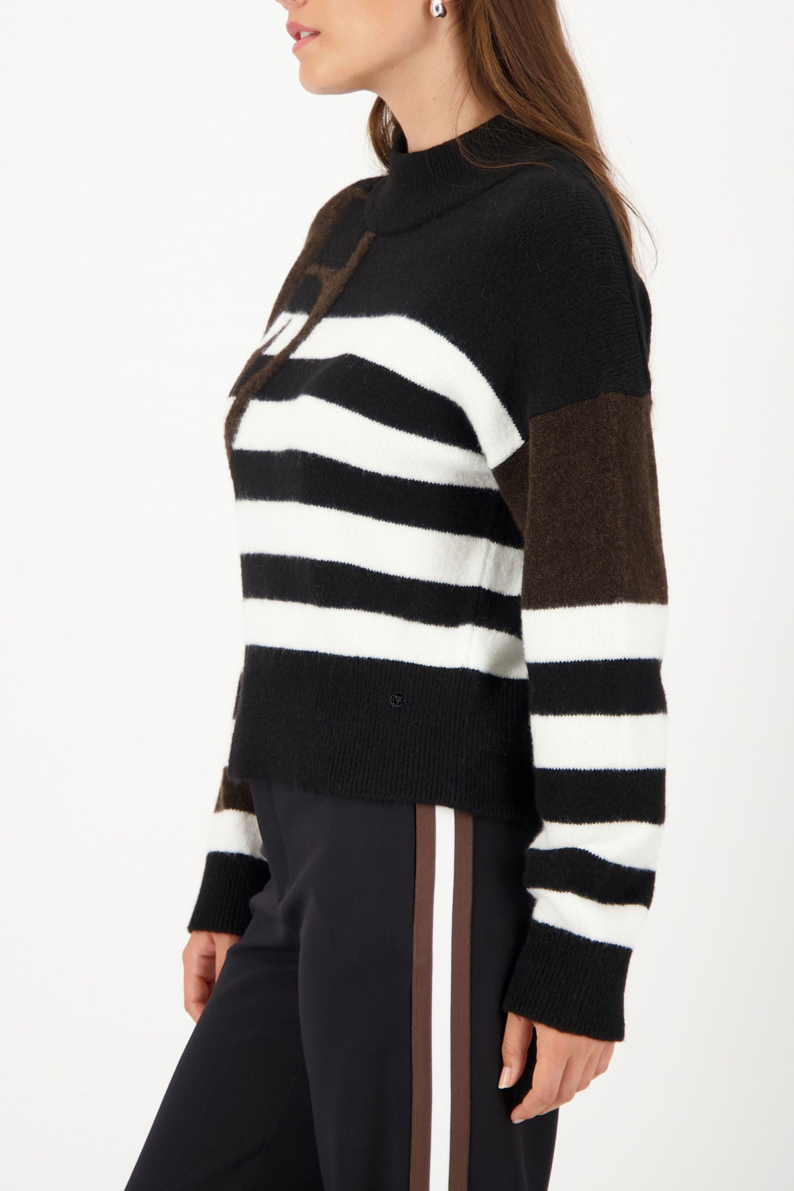 efdc1e1254e9967f86c22dcec5541f88 Monari | Monari Pullover | 42 | schwarz ringel