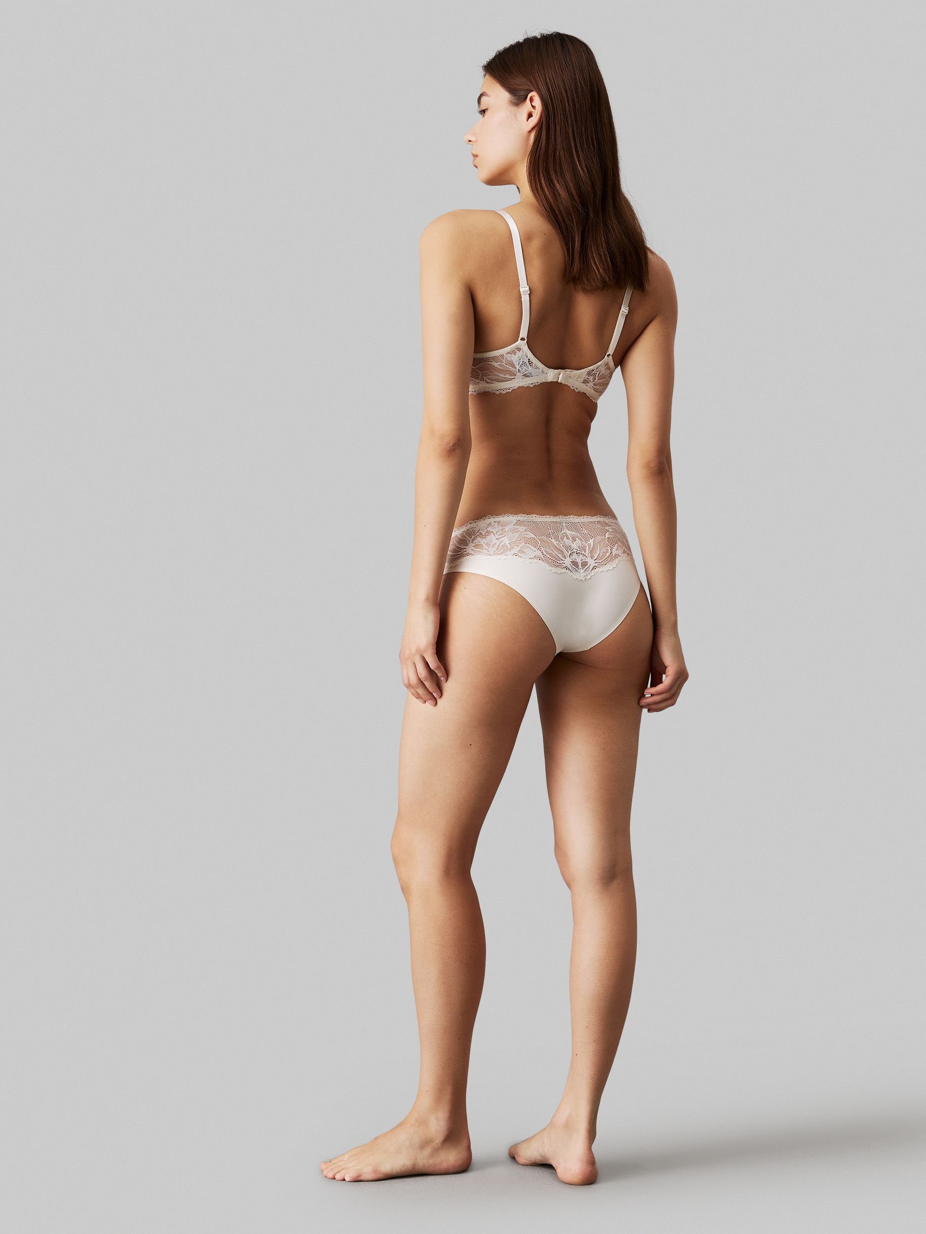 Calvin Klein |  Calvin Klein Slip  | L | ivory