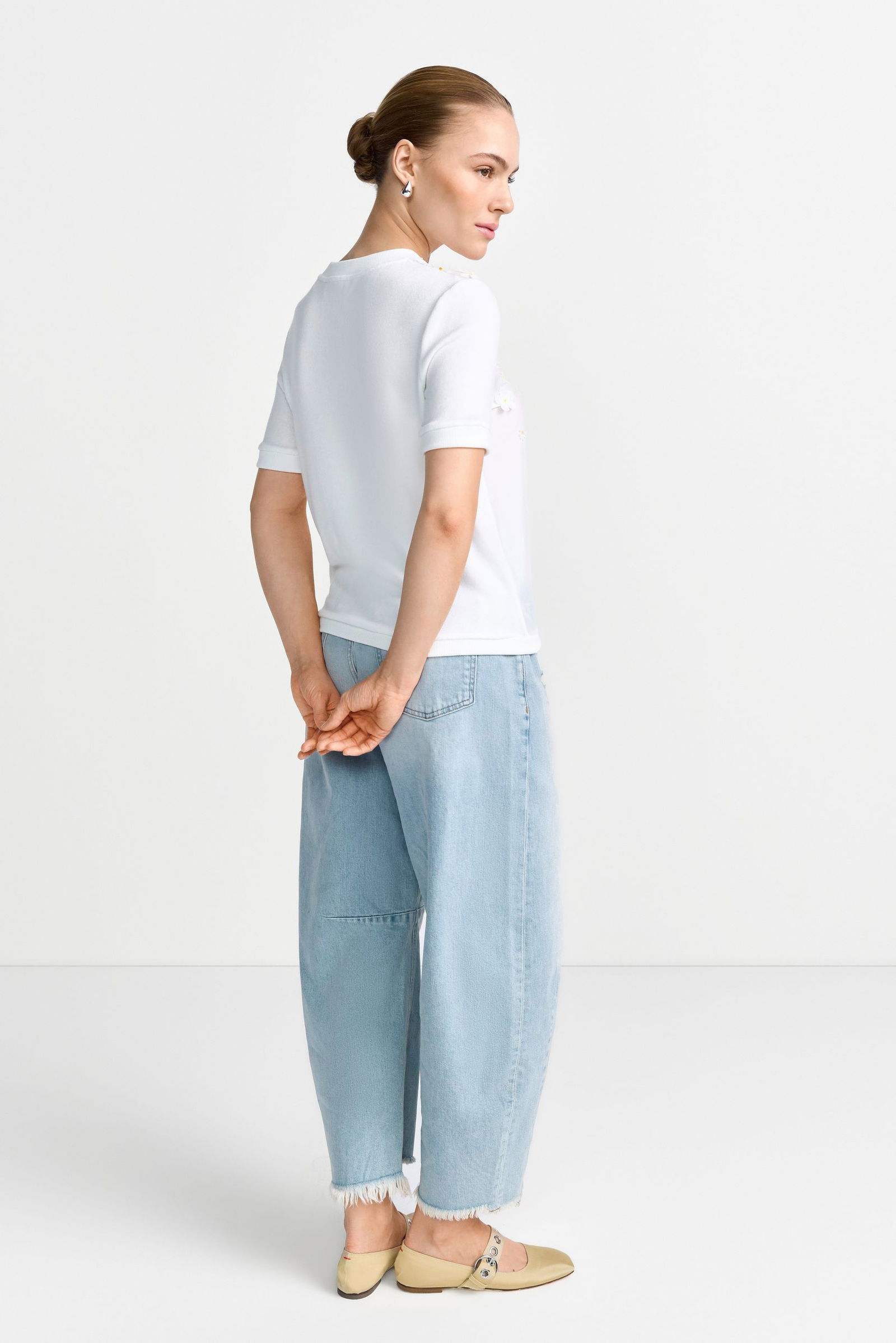 |  Knit Mat Mix T-Shirt with Flower Ap, pearl white | XL | pearl white