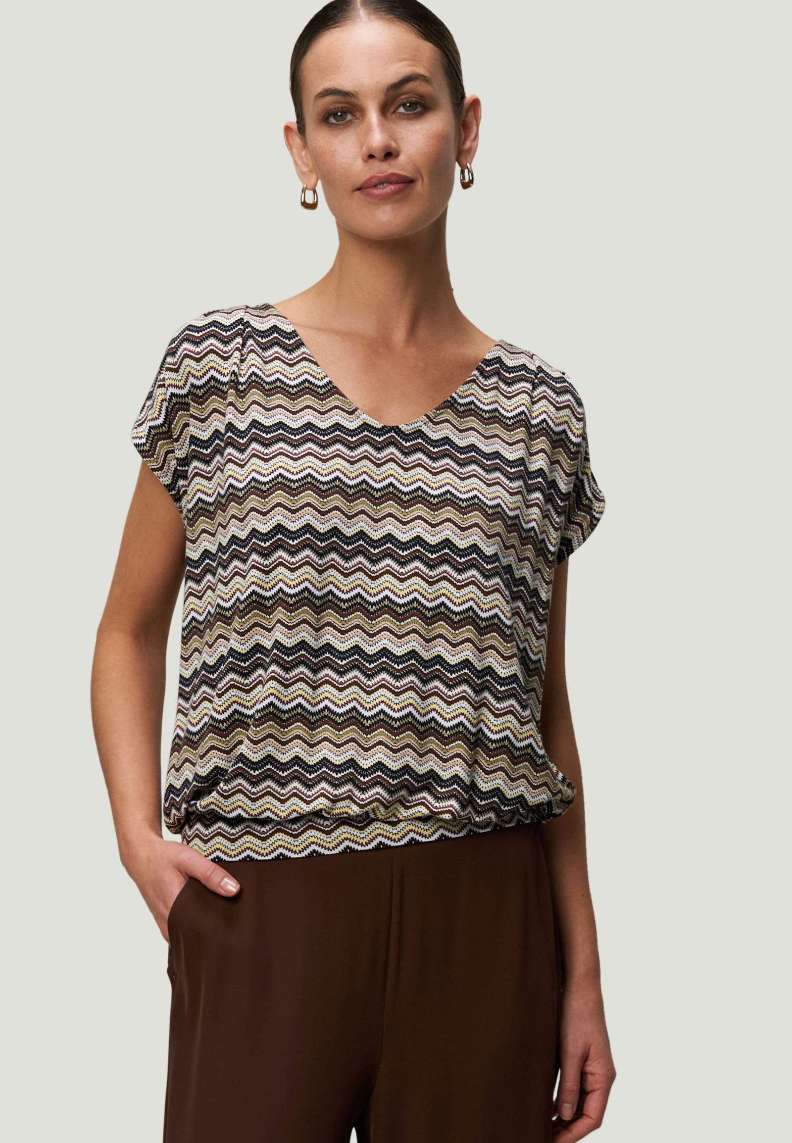 060c1b6526e2701ec175672205fb8df9 Zero | Zero Shirt | 40 | 1605_7898