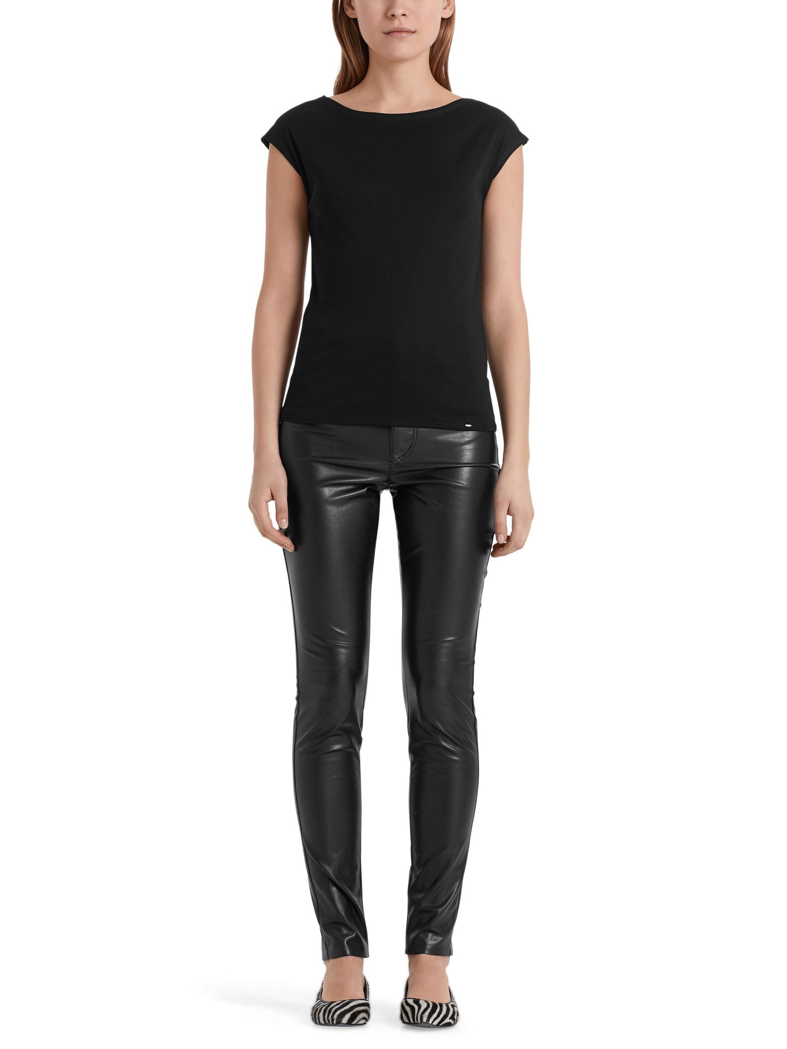 00f24b8486333a89f01e226d3f500f80 Marc Cain Essentials | Basic-Shirt mit weitem Ausschnitt | 38 | black