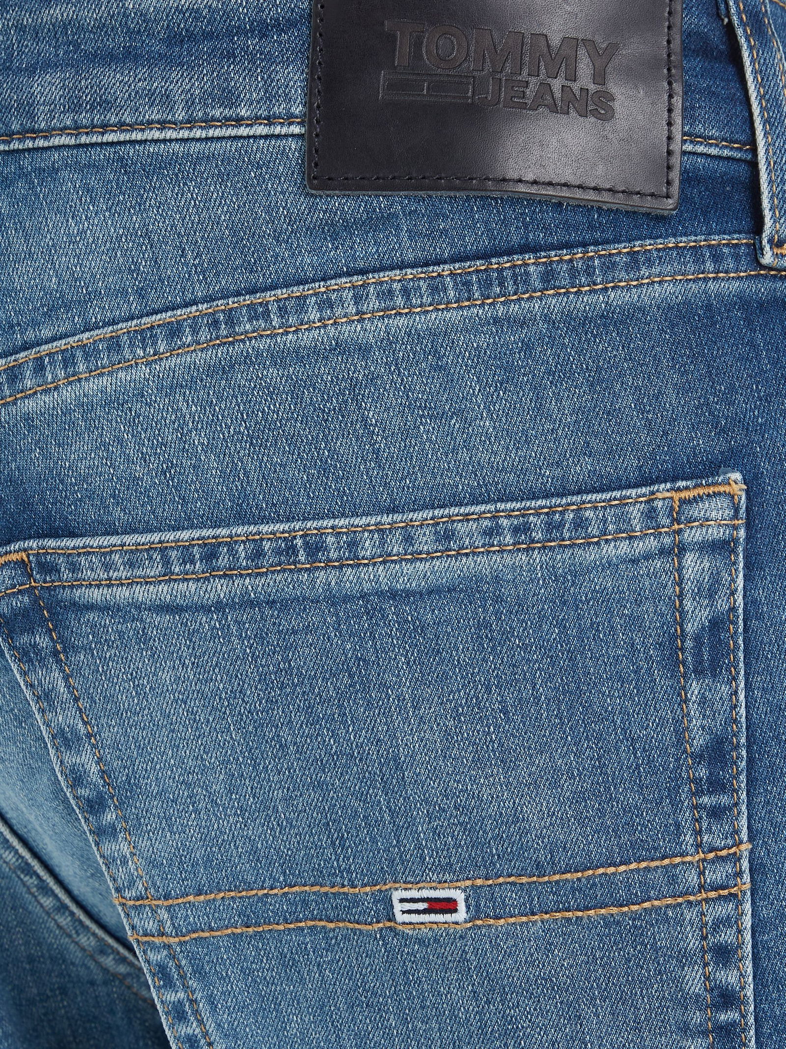 Tommy Jeans Dad Jeans 