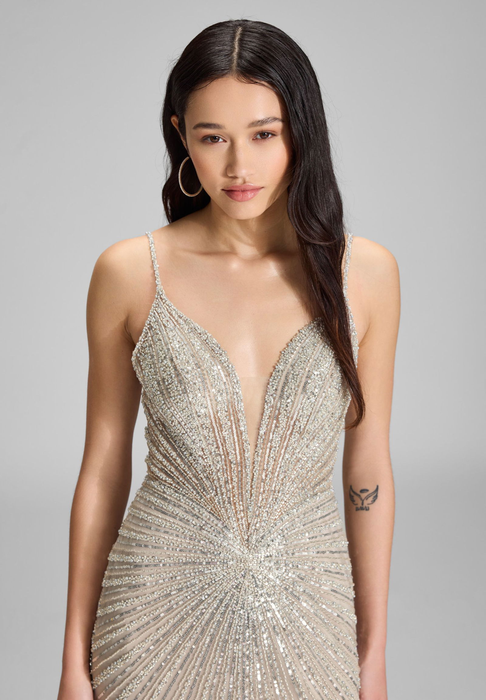 |  Abendkleid mit all-over Stickerei, silver | 34