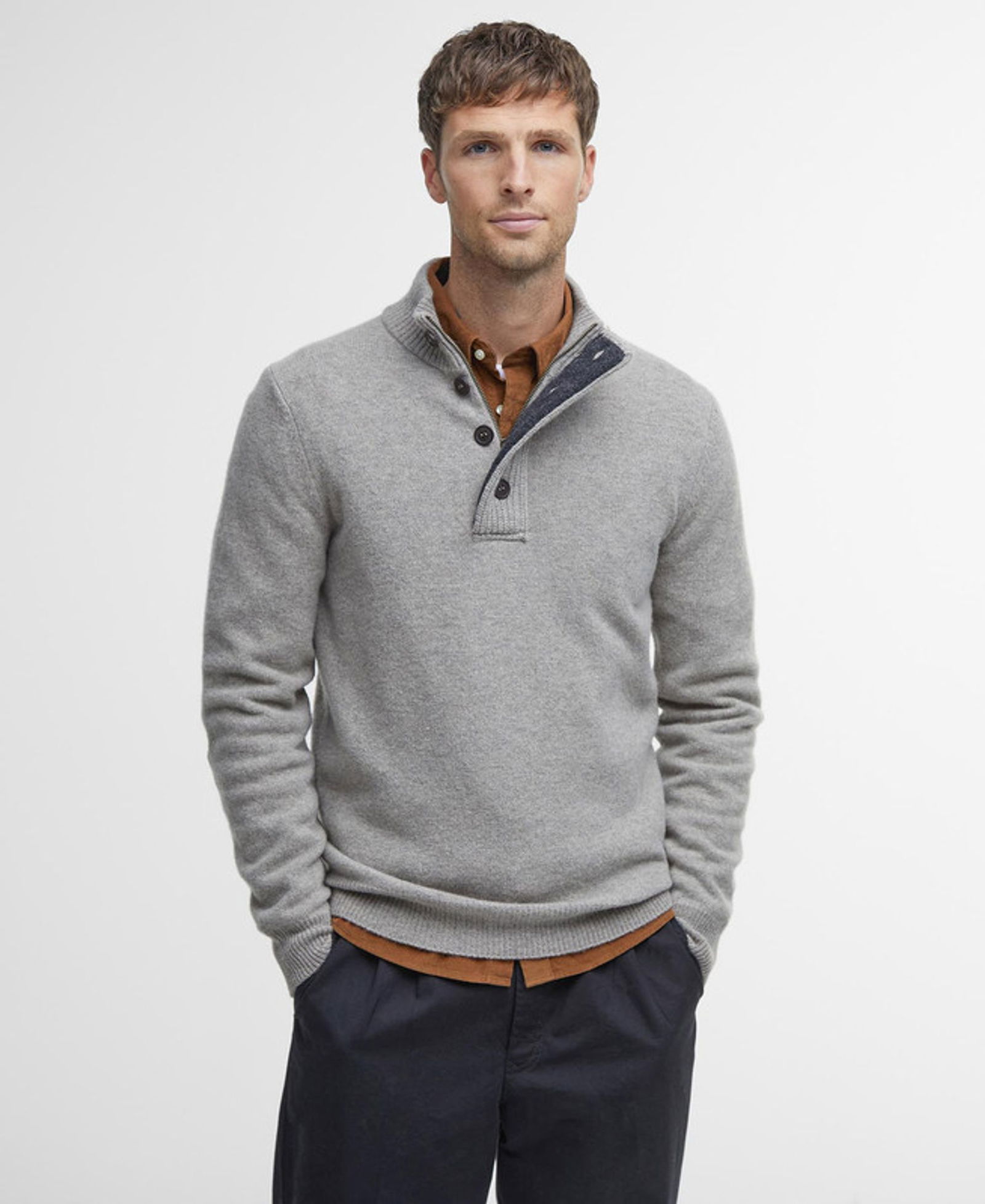 8e5007a52d859e20b9c7ba8386ece3a9 | Barbour Pullover Patch Half Zip | XL | Stone