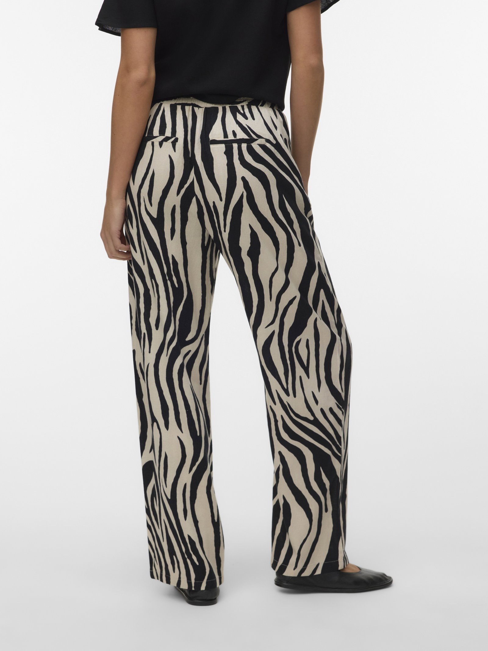 VMJESMILO HW WIDE PANTS WVN NOOS, Silver Lining/Sina Zebra Black #3